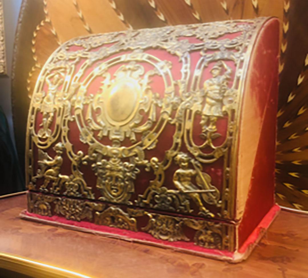A beautiful renaissance revival red velvet with gilt bronze doré letter box with shields and putti. In the style of EF Caldwell (1851–1914), not signed. Circa 1890, New York, US.
 