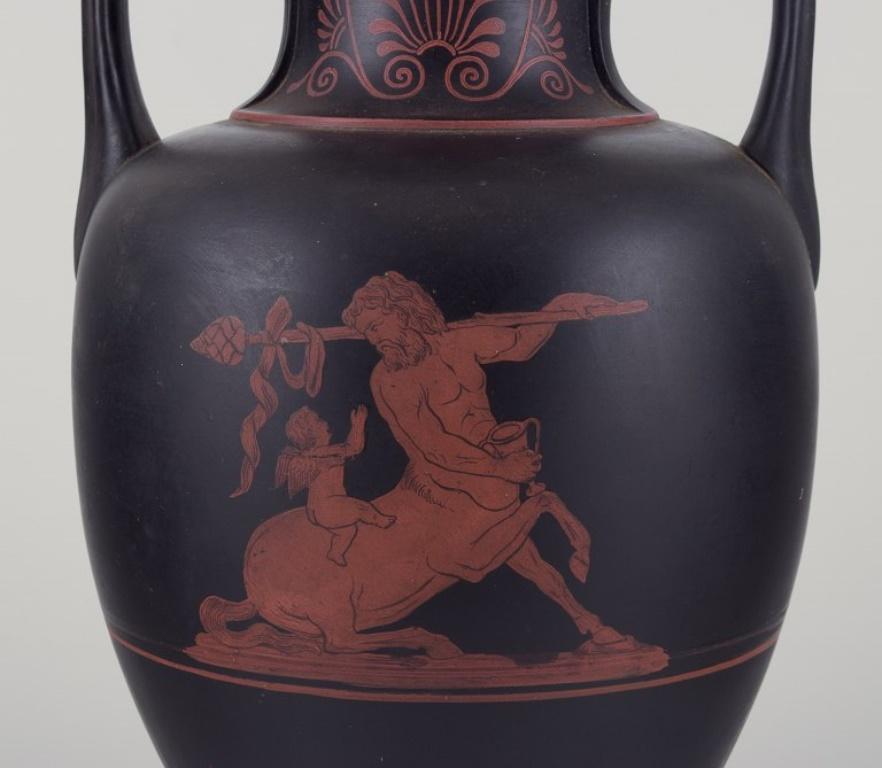 Grec classique E. F. Sonne, grand vase en terre cuite. Forme classique d'amphore de la Grèce antique.