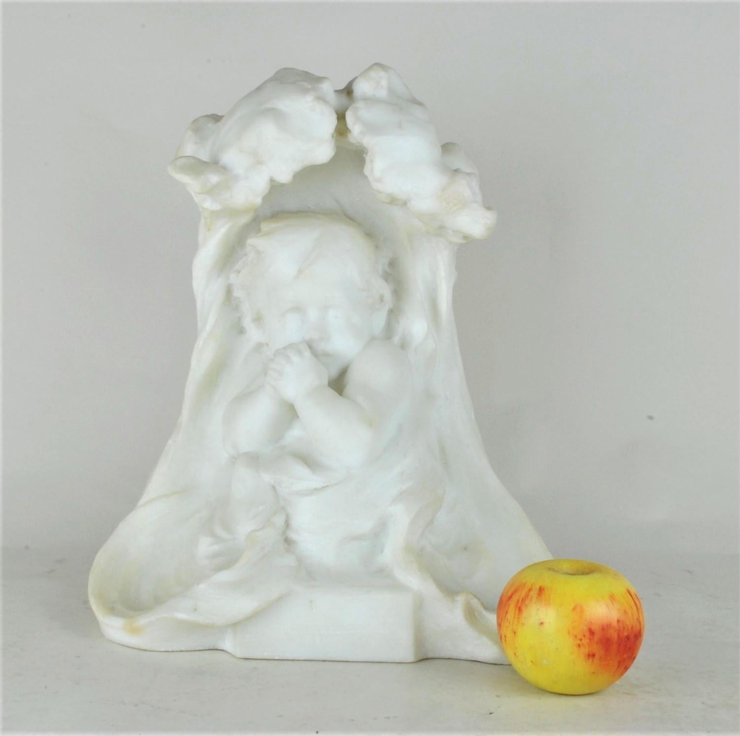 Napoléon III E Fortiny, Baby In Marble, fin XIXe/début XXe siècle en vente
