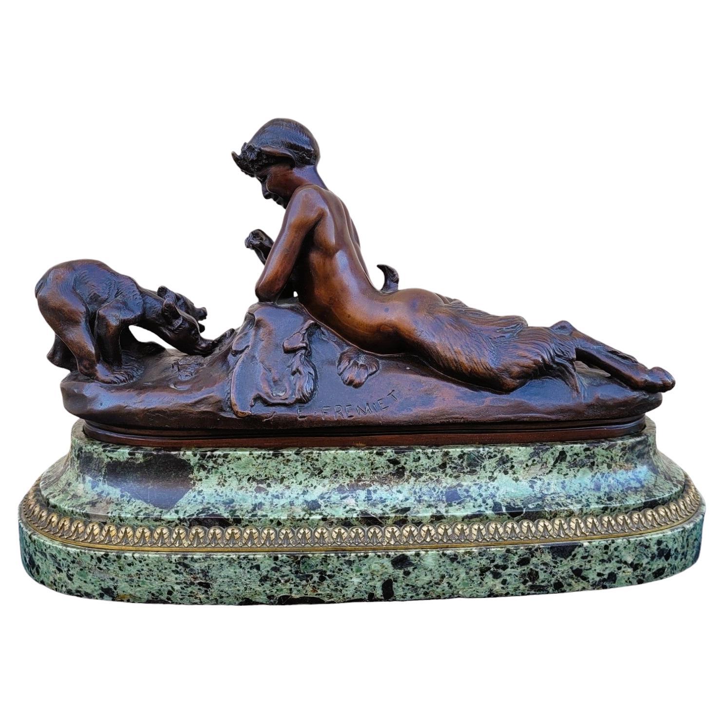 E Frémiet, Pan et Oursons, bronze signé, fin 19e début 20e siècle en vente