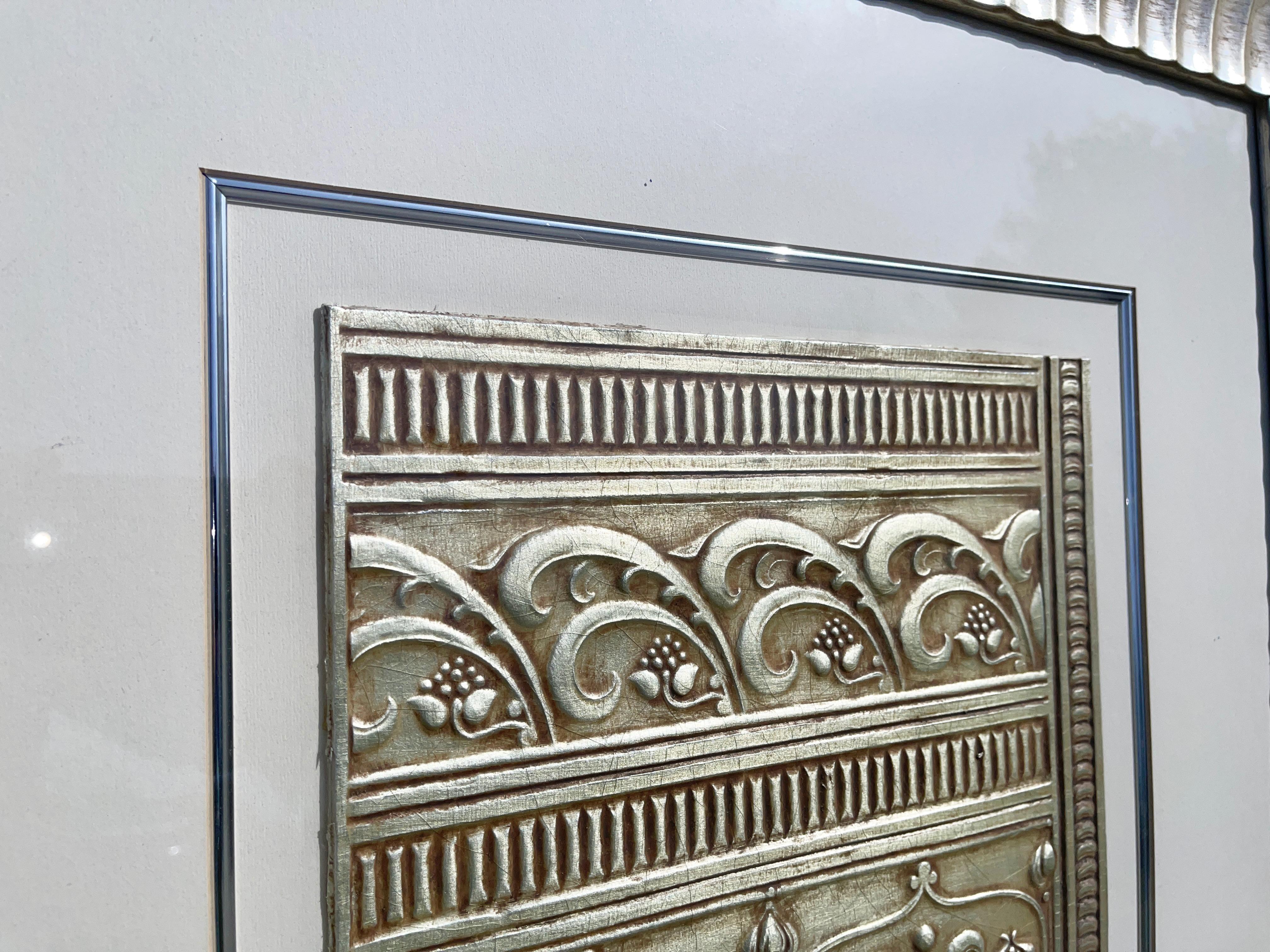E. G. Cody Panel de placas de estaño enmarcado y repujado en venta 4