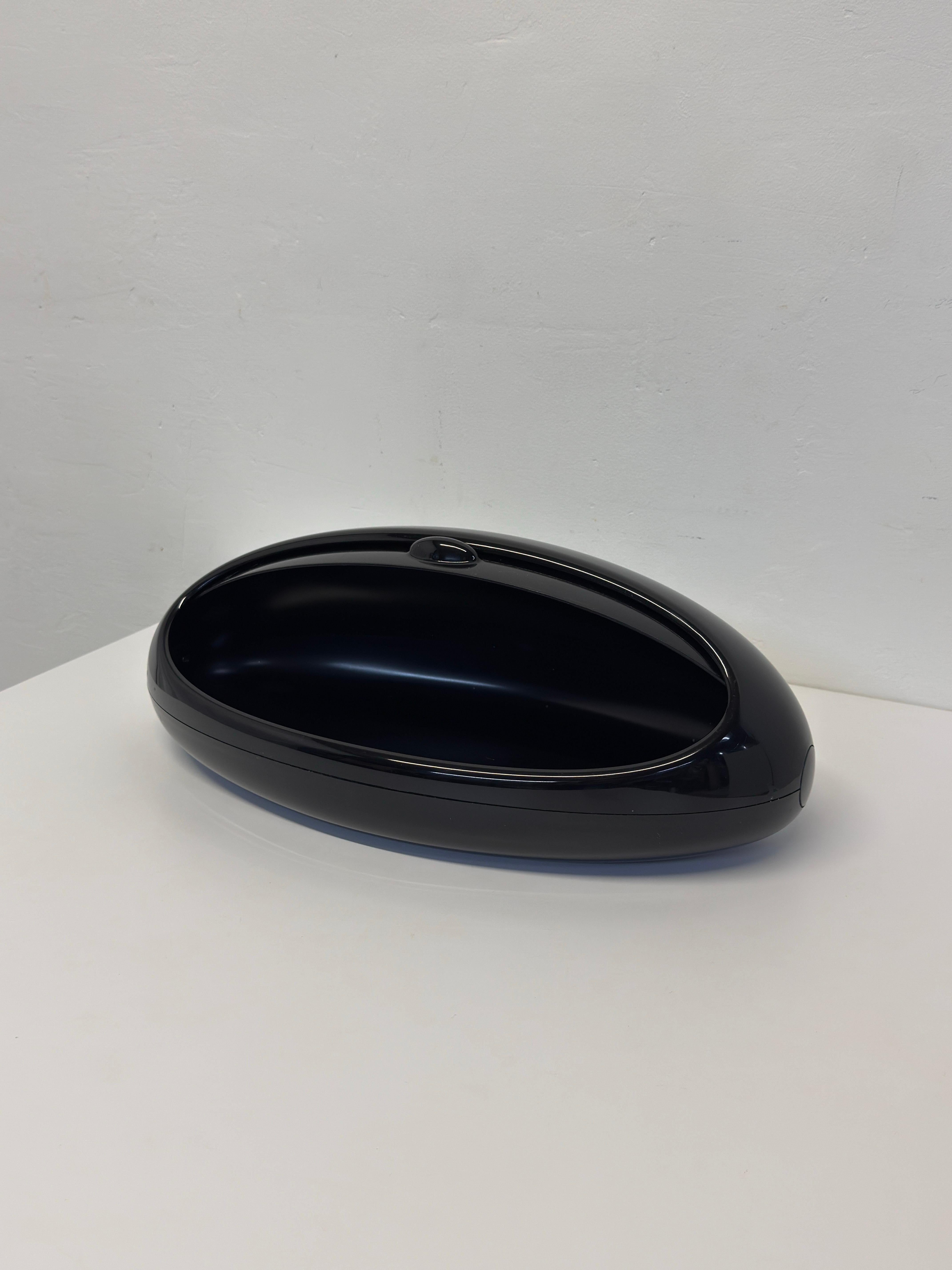 E. Gargan y S. Giovannoni Panera Gnam para Alessi en venta 2