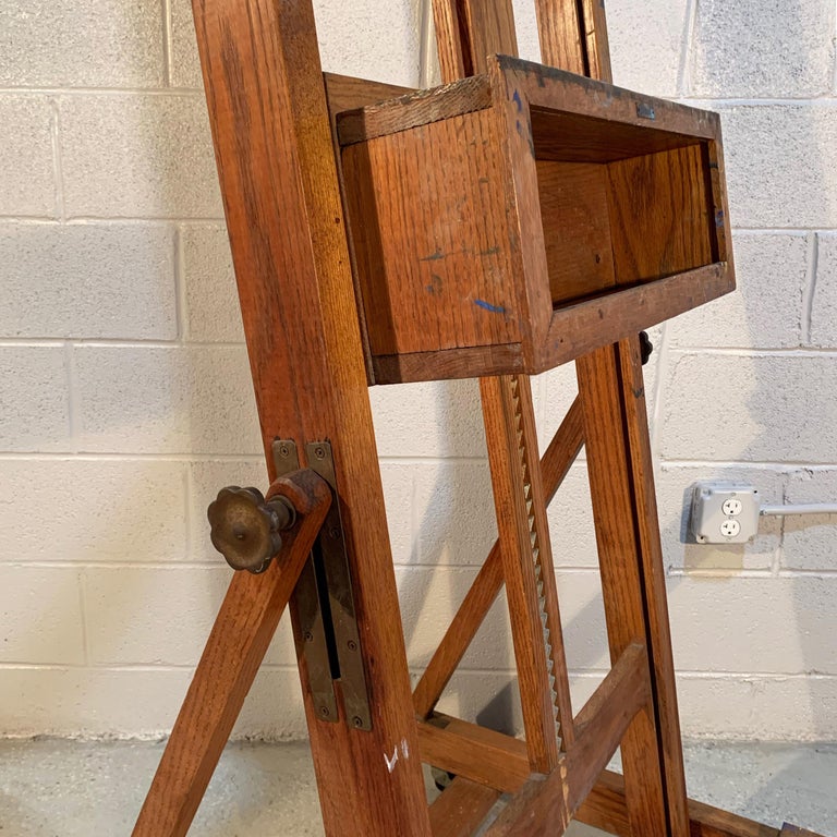 E. H. and A. C. Friedrichs Adjustable Oak Artist Easel For Sale at