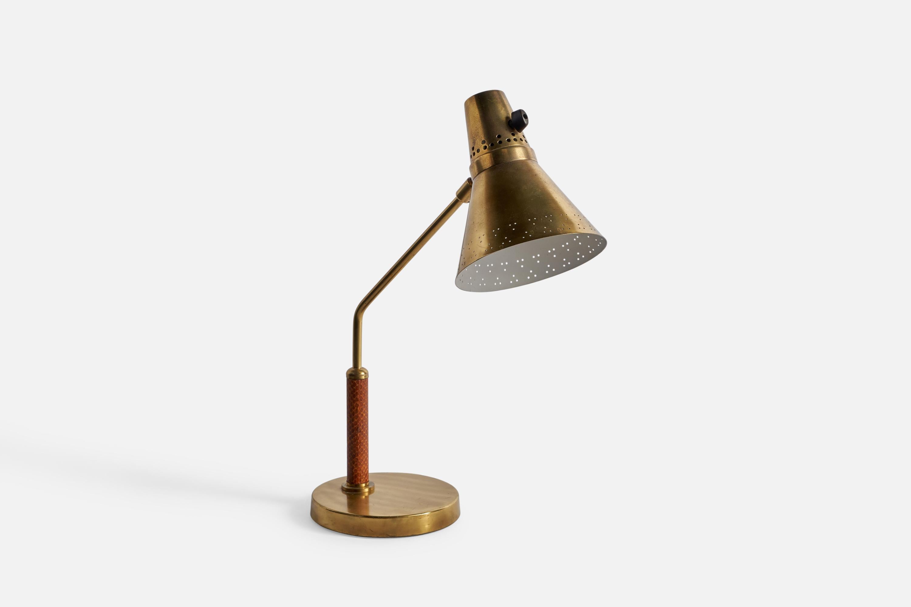 Scandinavian Modern E Hansson & Co, Table Lamp, Brass, Leather, Sweden, 1950s For Sale
