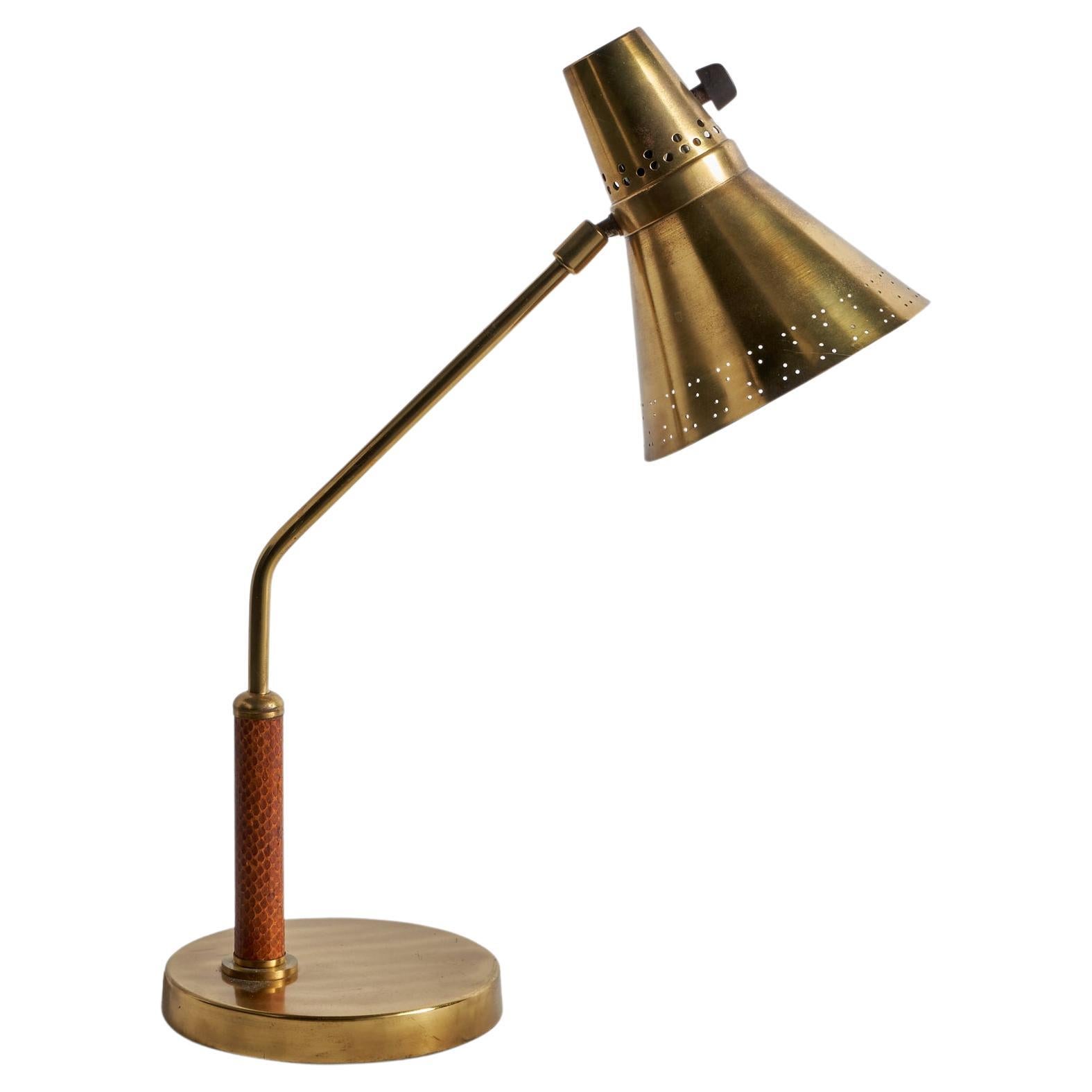 E Hansson & Co, Table Lamp, Brass, Leather, Sweden, 1950s For Sale