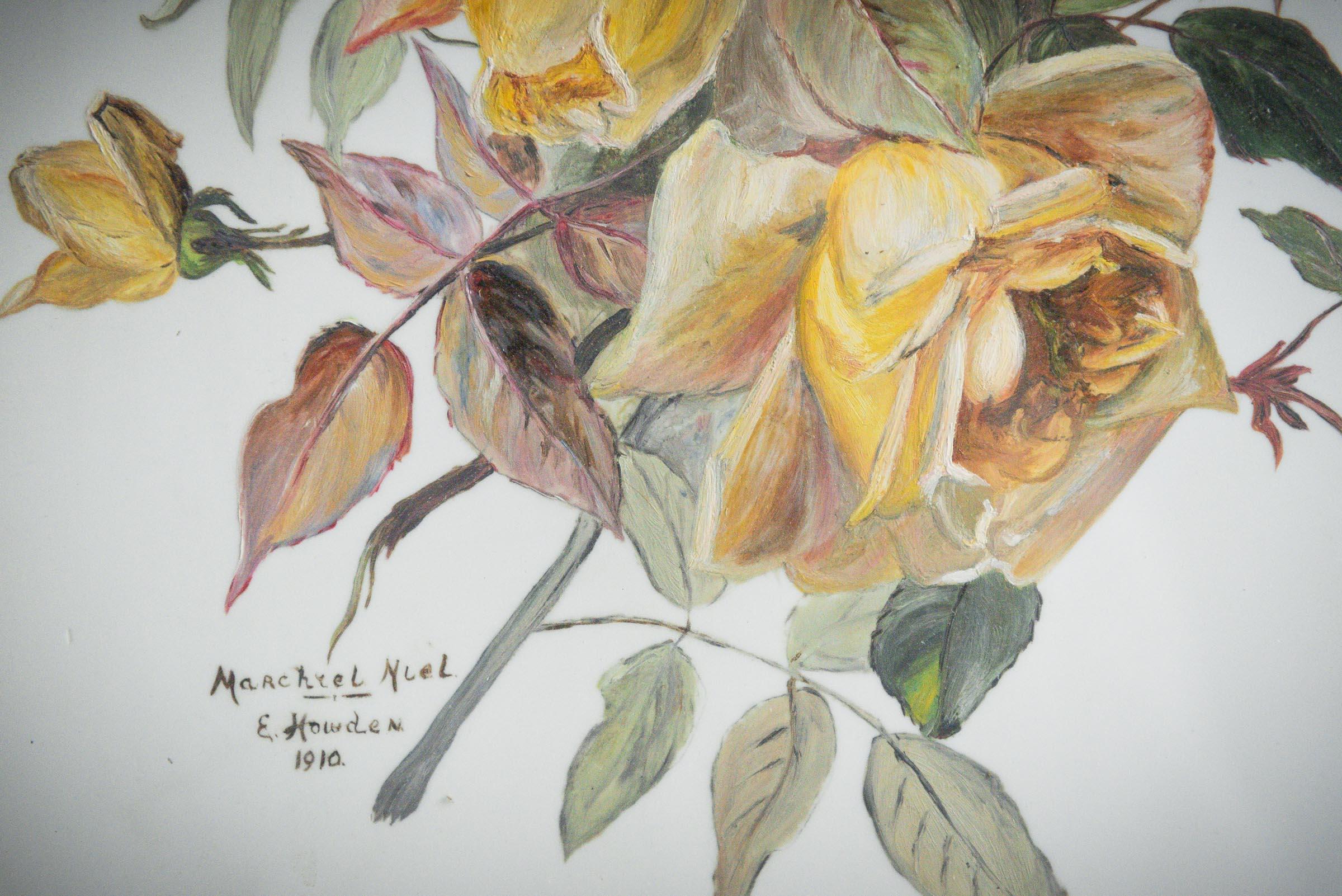 Paire de peintures à fleurs de E. Howden, encadrées et signées en vente 4