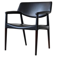 E. Larsen & A. Bender Sillón Madsen de palisandro Willy Beck Dinamarca 1949