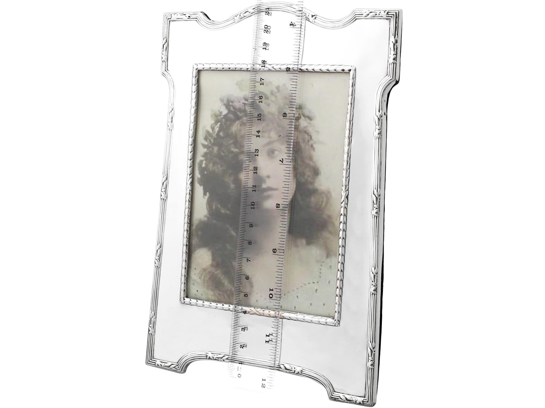 E. Mander & Son Antique Edwardian Sterling Silver Photograph Frame For Sale 3