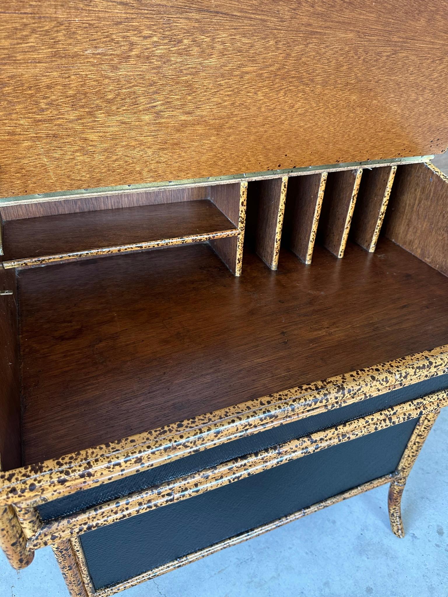 E Murio Manila Refinish Chippendale RTattan Slant Top Desk 6