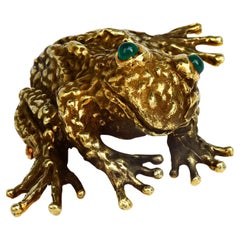Used E. Pearl Emerald 18K Yellow Gold Large Frog Brooch Pin
