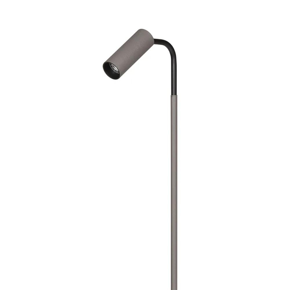 Floor Lamp E-Reader Grey with structure in solid bronzed covered 
with genuine leather in grey finish. Base in solid bronze covered with 
genuine leather in grey finish. Floor Lamp with vertical placed tube on 
knuckle joint, 350° turnable, 90°