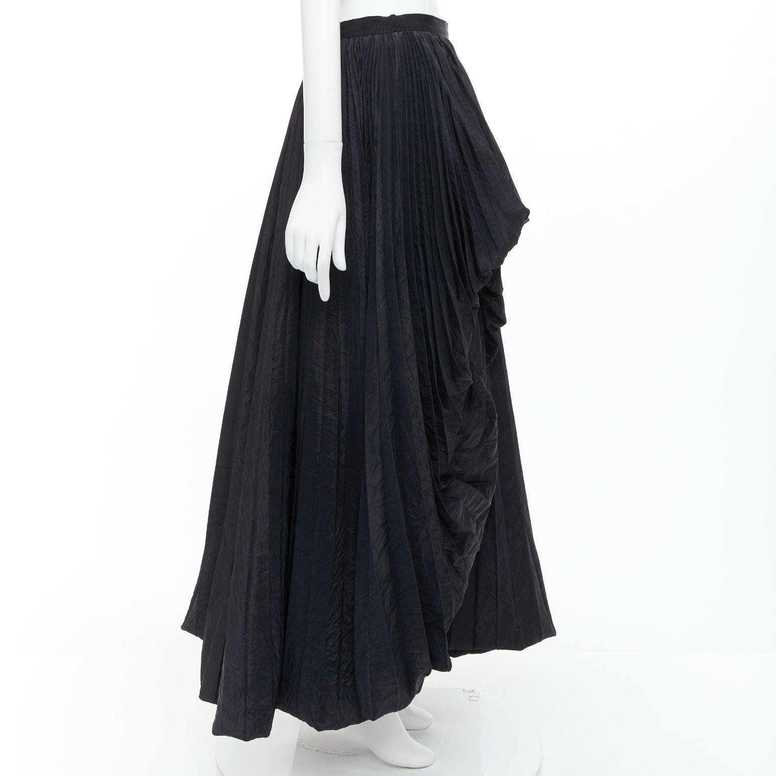 E. STOTT Ellen black pleated taffeta hi low side slit midi skirt UK10 M In condizioni ottime in vendita a Hong Kong, NT