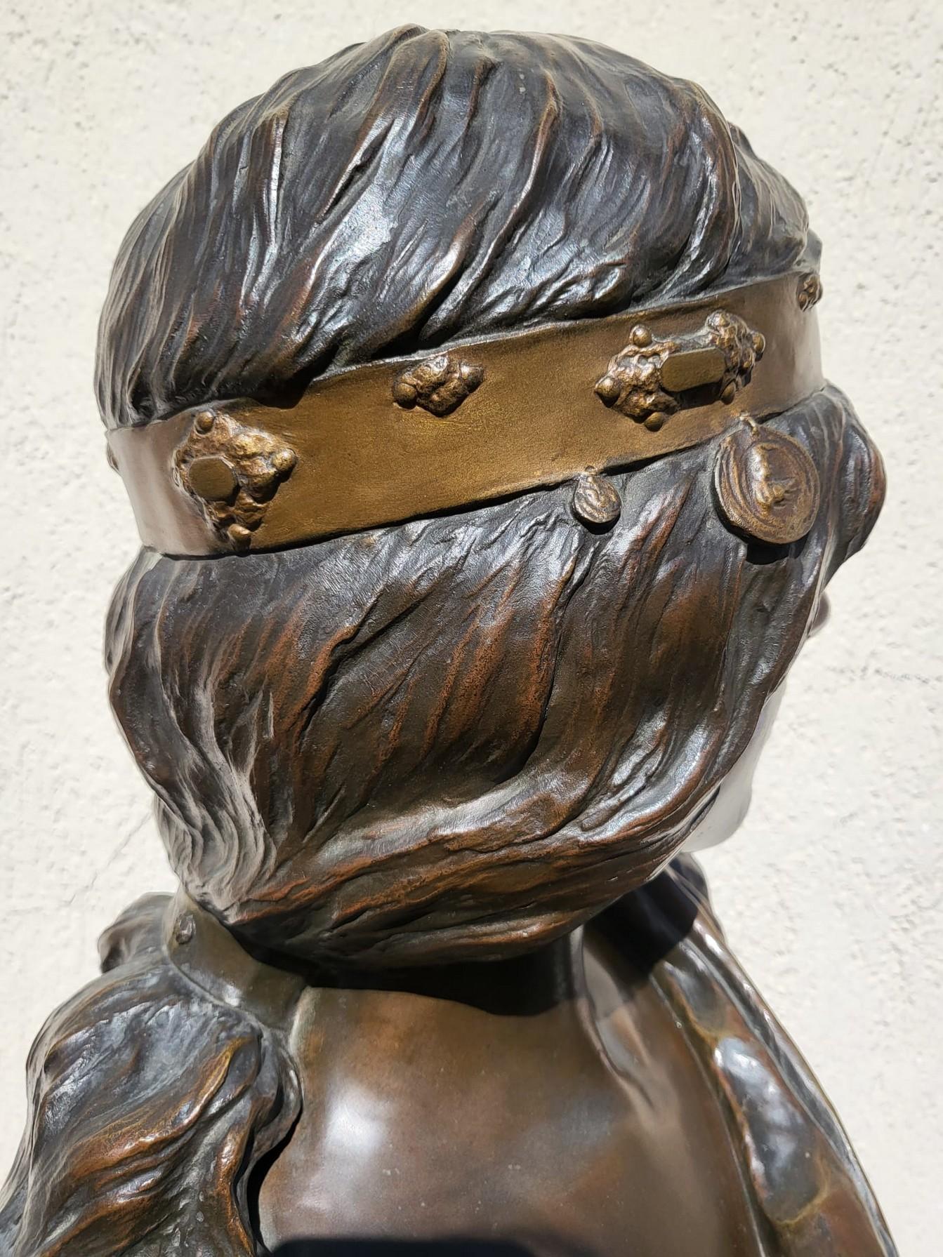 E Villanis, Le Sibylla, buste en bronze, Art nouveau, fin du 19ème début du 20ème siècle en vente 5