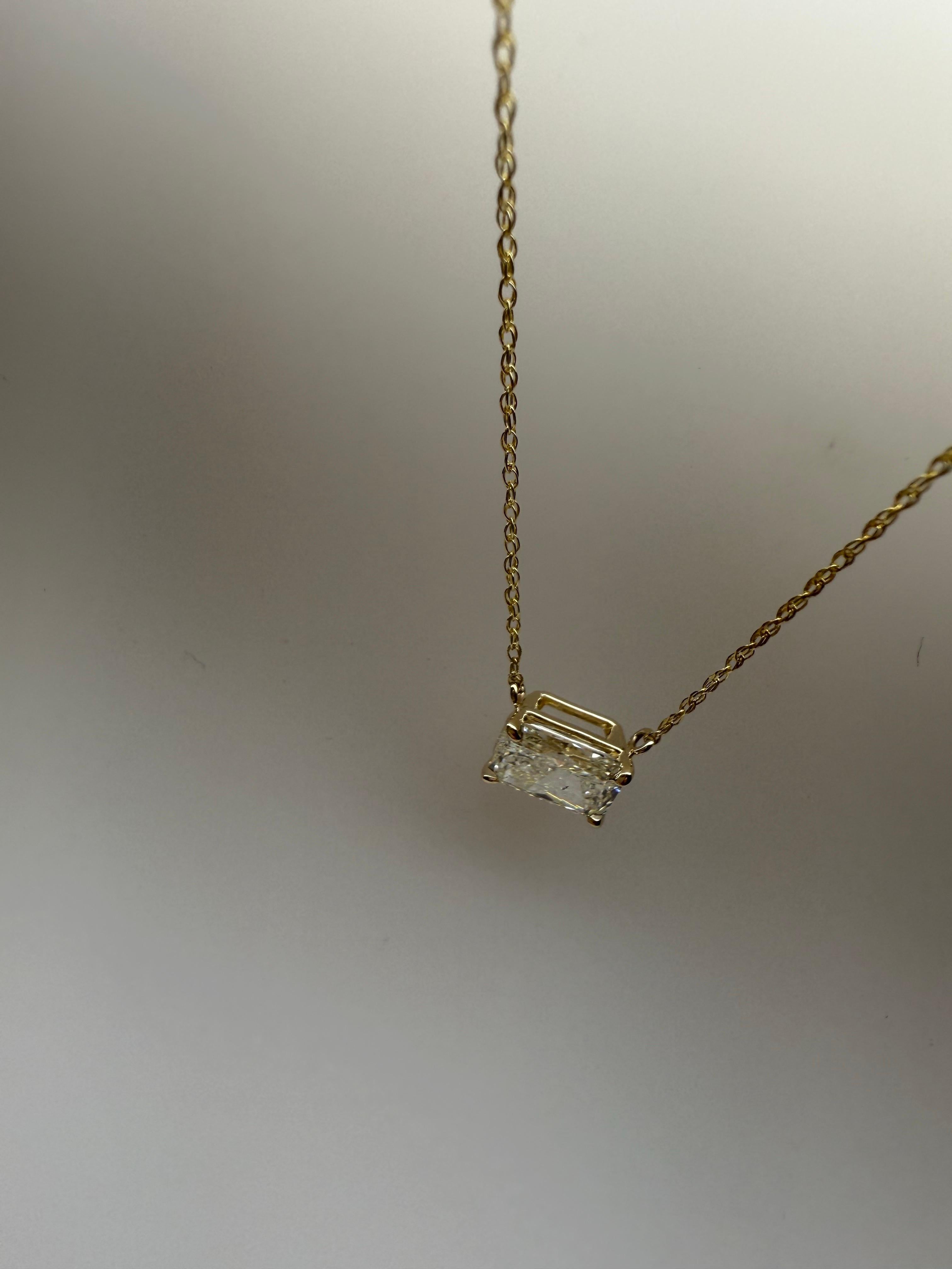 E VS2 Radiant Diamant-Anhänger Halskette 14KT Gelbgold im Angebot 1