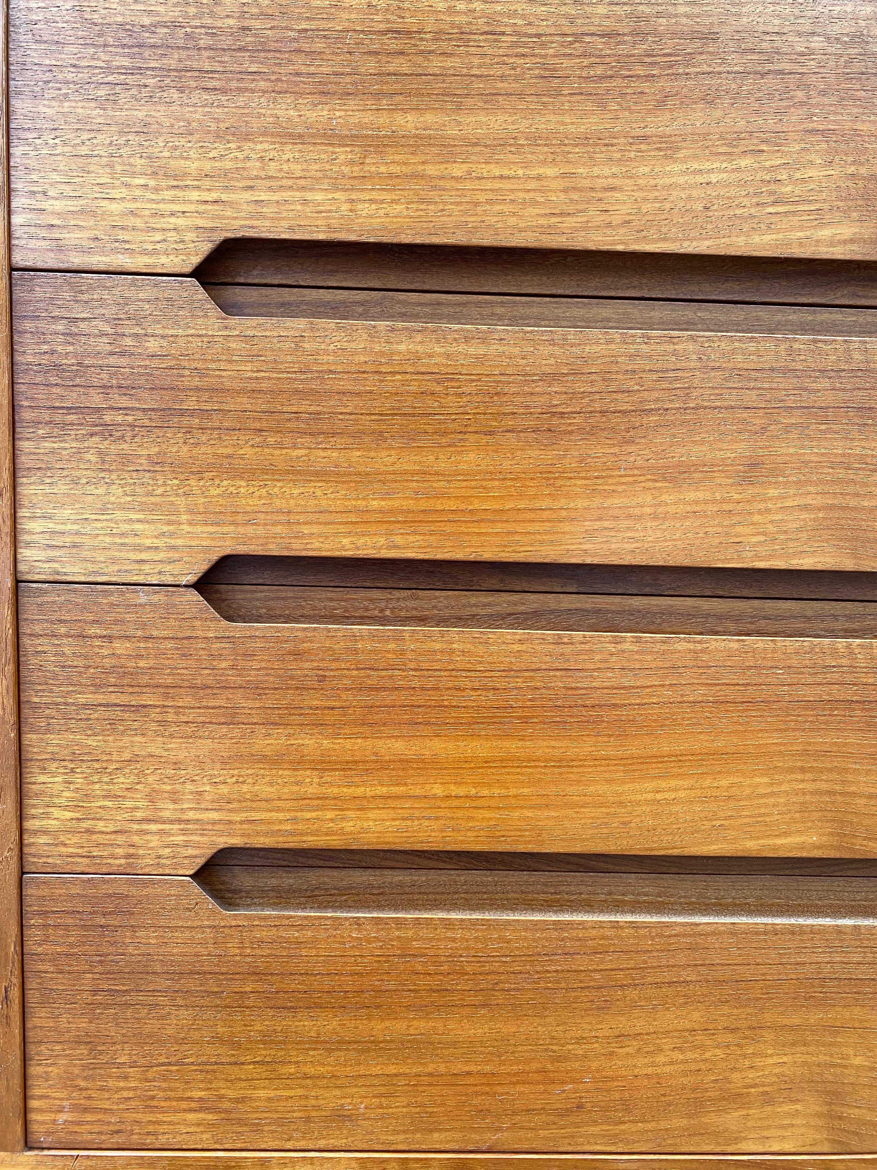 E. W. Bach Danish Teak 8 Drawer Dresser 3