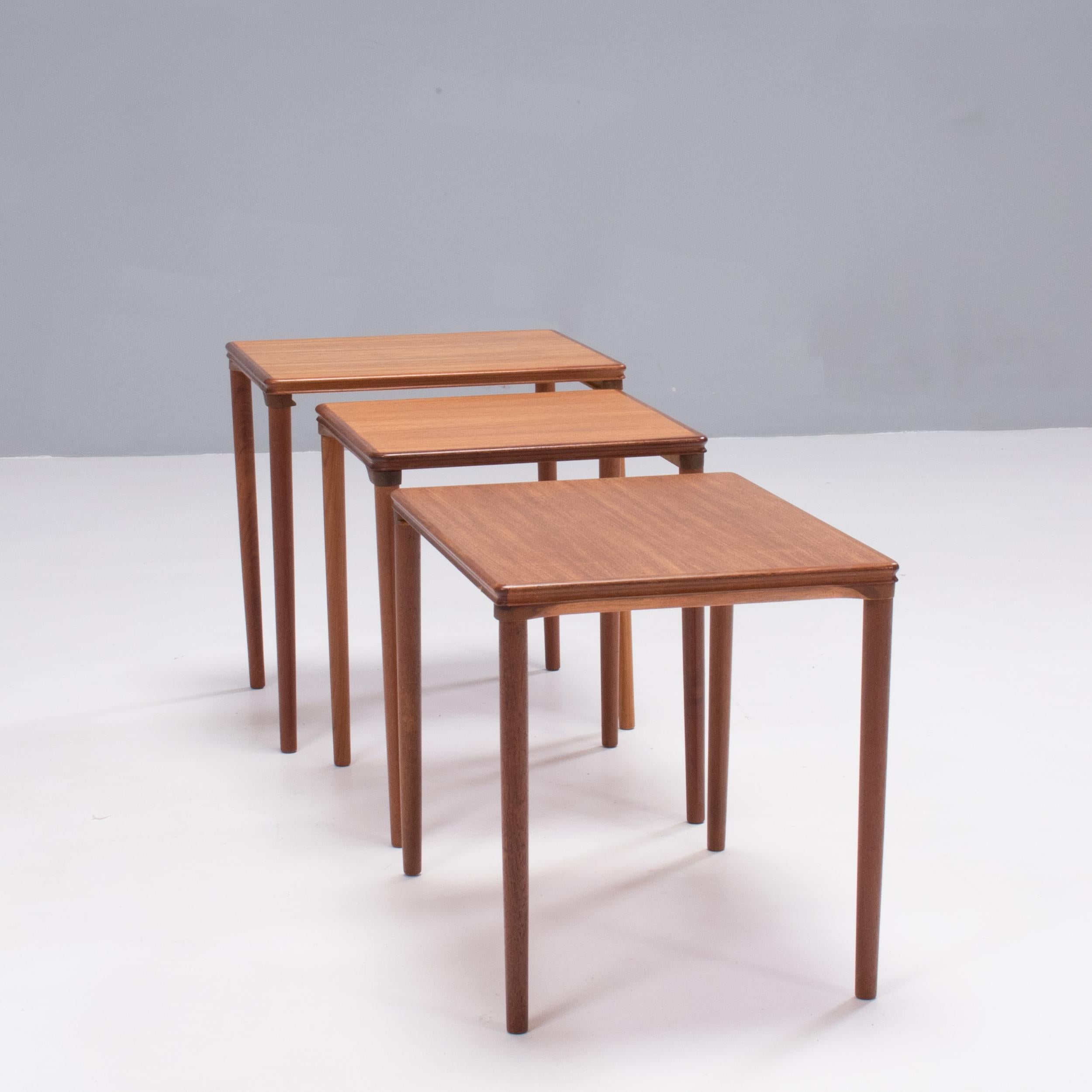 E. W. Bach for Toften Danish Teak Side Tables, 1960s, Set of 3 In Good Condition In London, GB