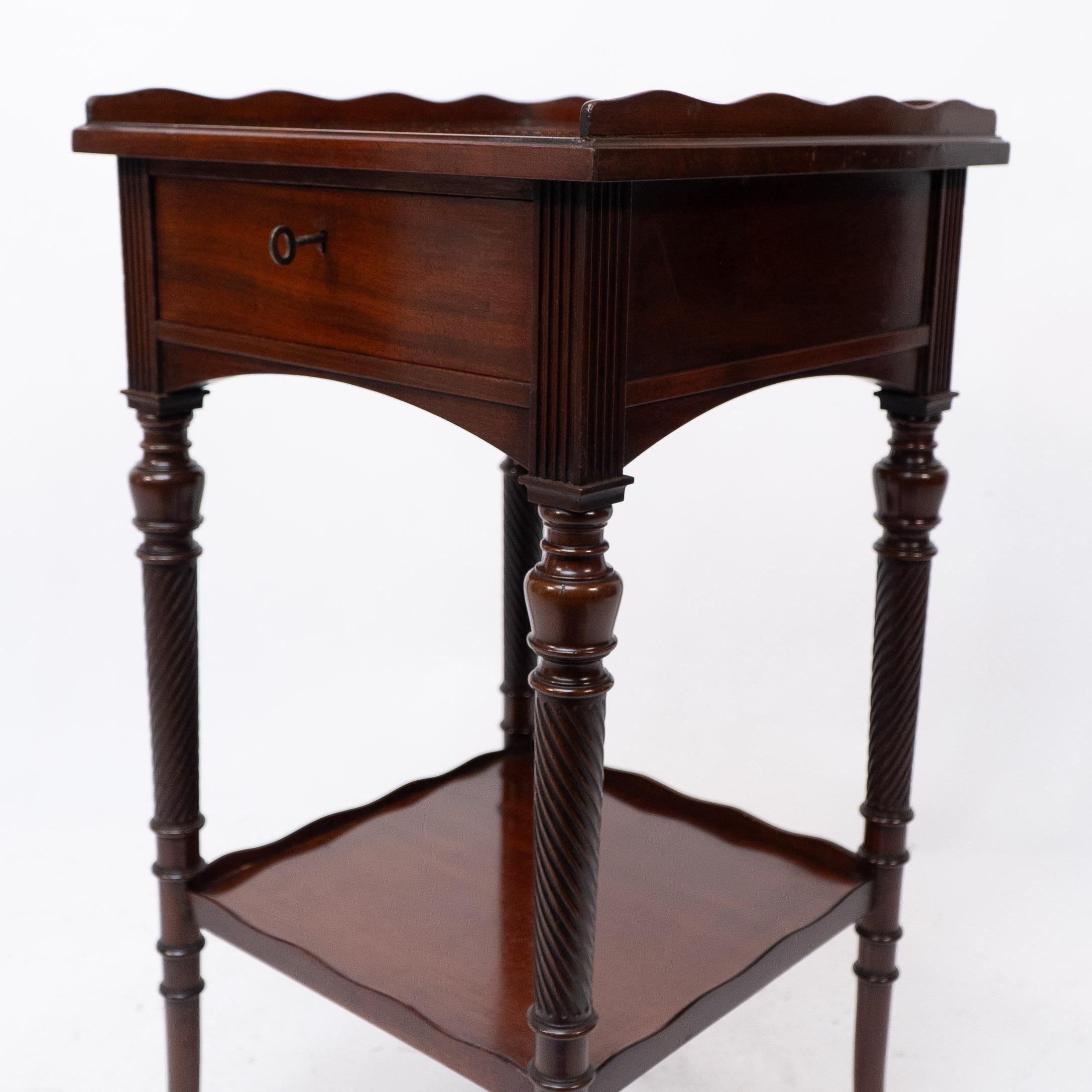 Late 19th Century E W Godwin attr, for Collinson & Lock. An Aesthetic Movement mahogany side table For Sale