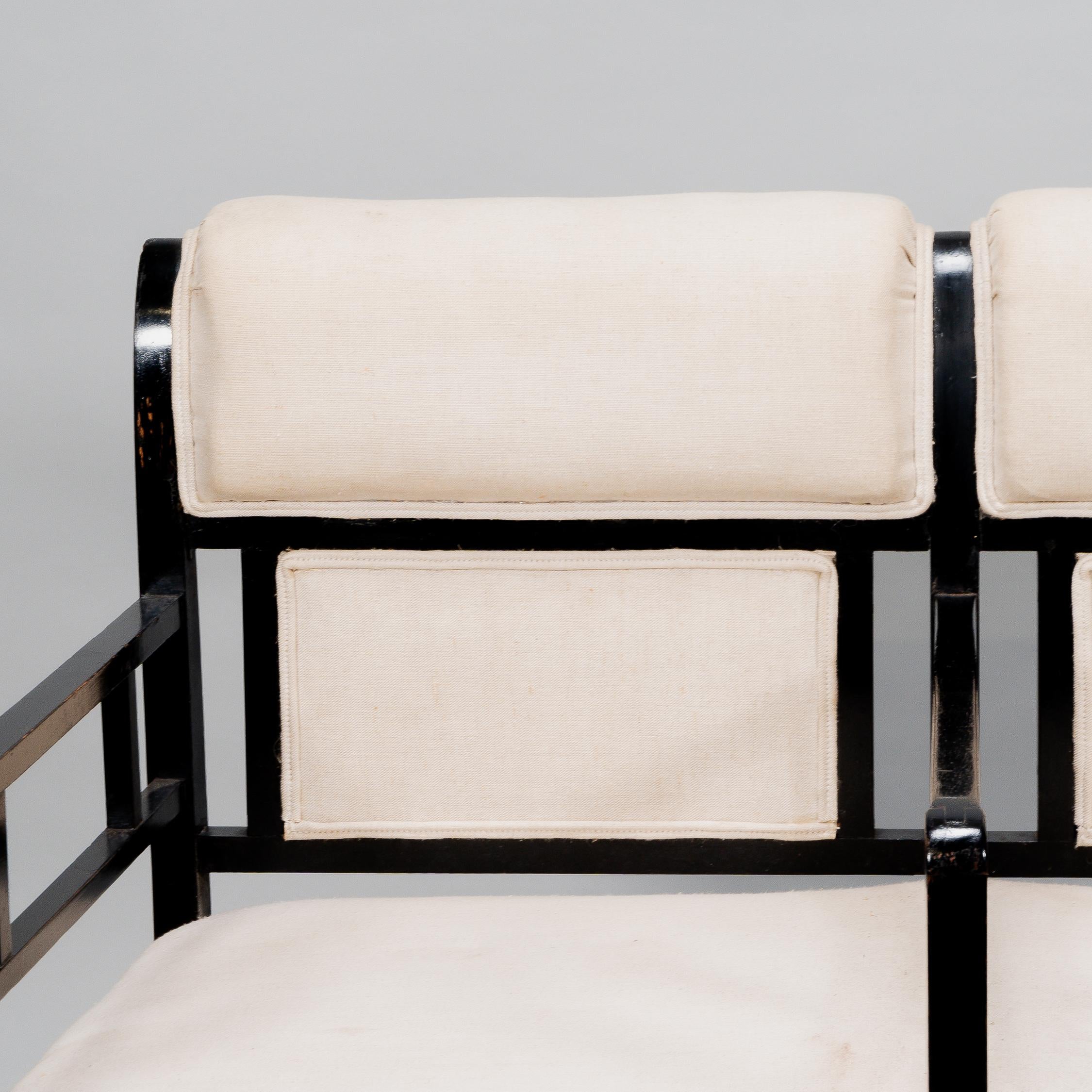 E W Godwin (attributed). An Anglo-Japanese ebonized duet or conversation settee. For Sale 3