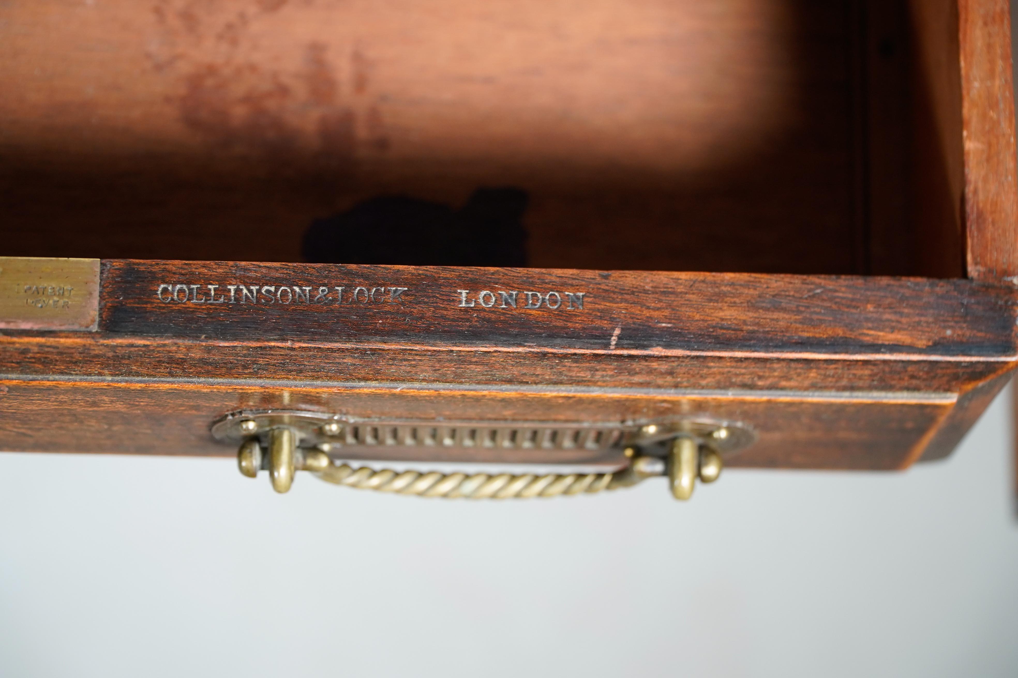E W Godwin attr for Collinson & Lock. An Aesthetic Movement walnut writing table For Sale 7