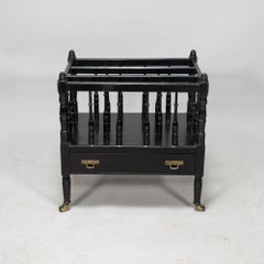 E. W. Godwin für Gillows attri. Aesthetic Movement Nussbaum & Ebonisiert Canterbury