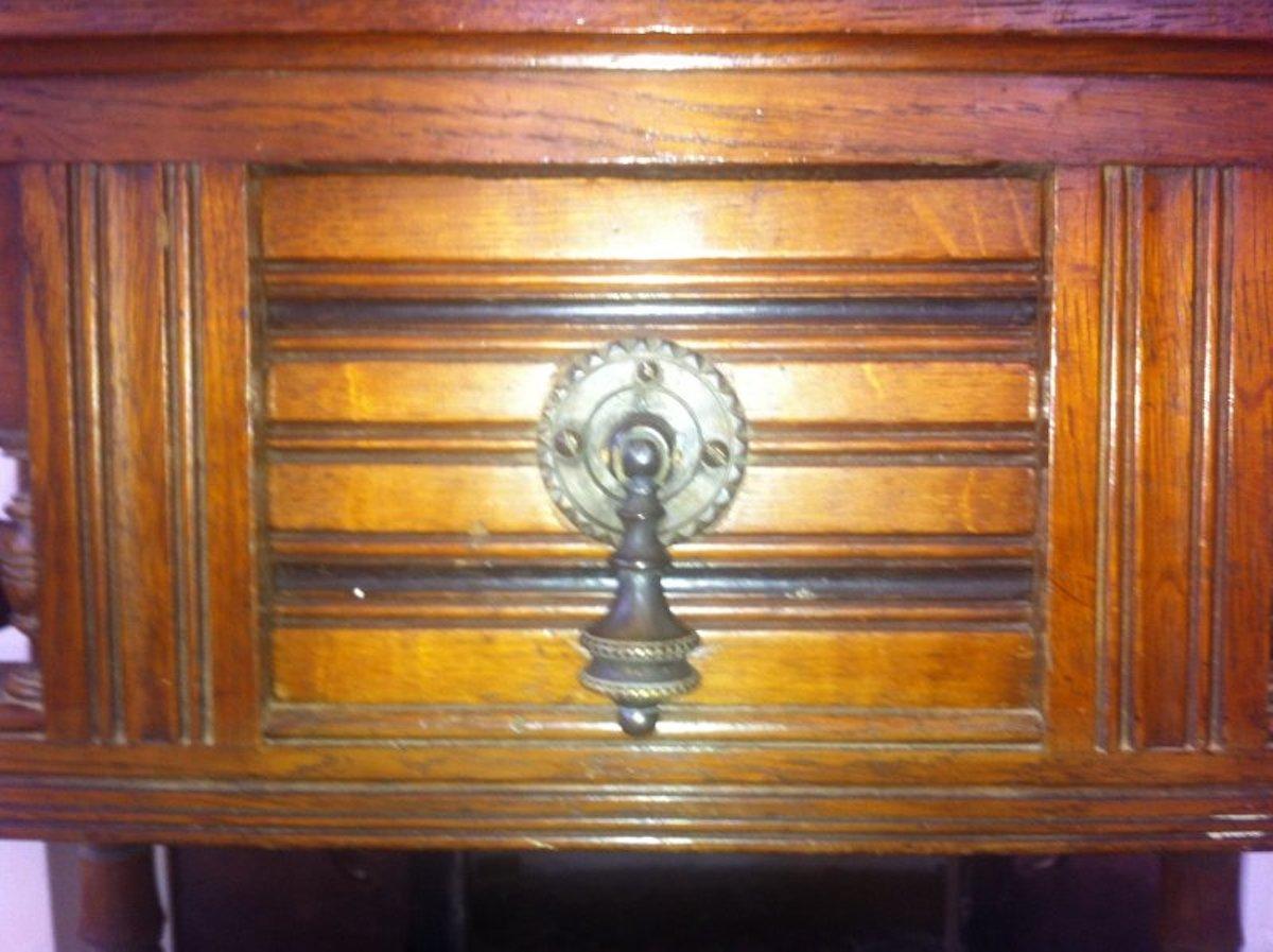 E W Godwin Style of, Leggio in quercia anglo-giapponese con uccelli canterini in fiore in vendita 6