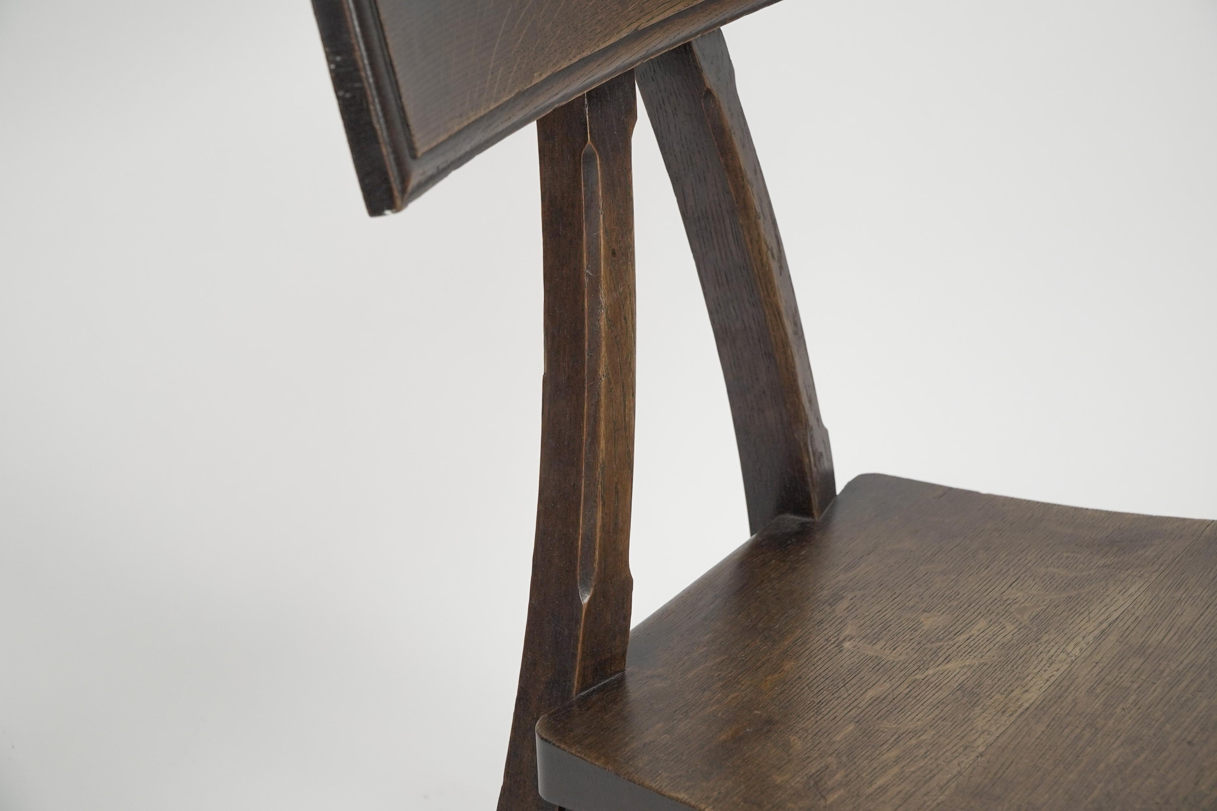 E W Pugin. Gothic Revival oak chair designed for the Granville Hotel in Ramsgate For Sale 5