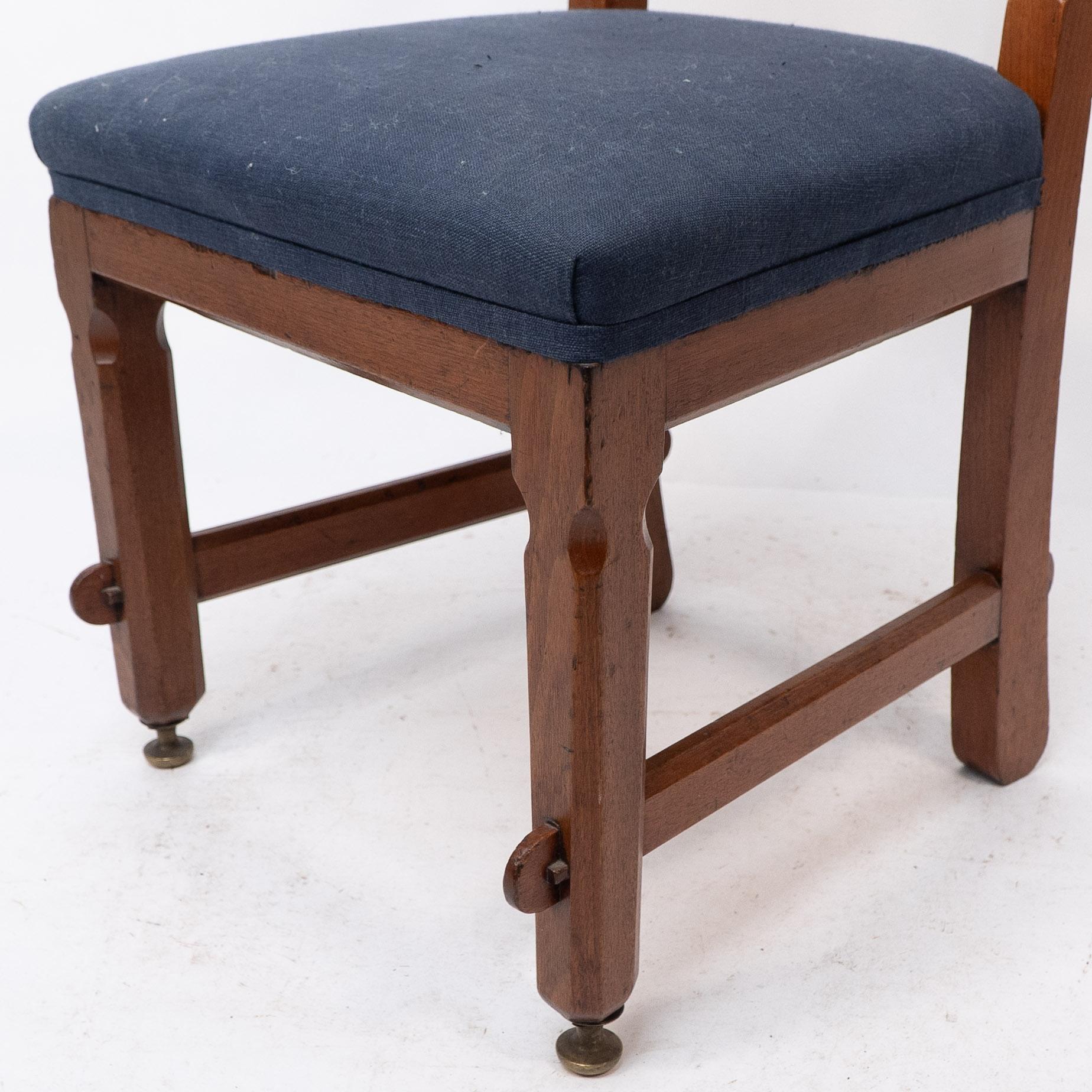 E W Pugin. A walnut side chair with curvaceous back rest with oak pegs For Sale 3