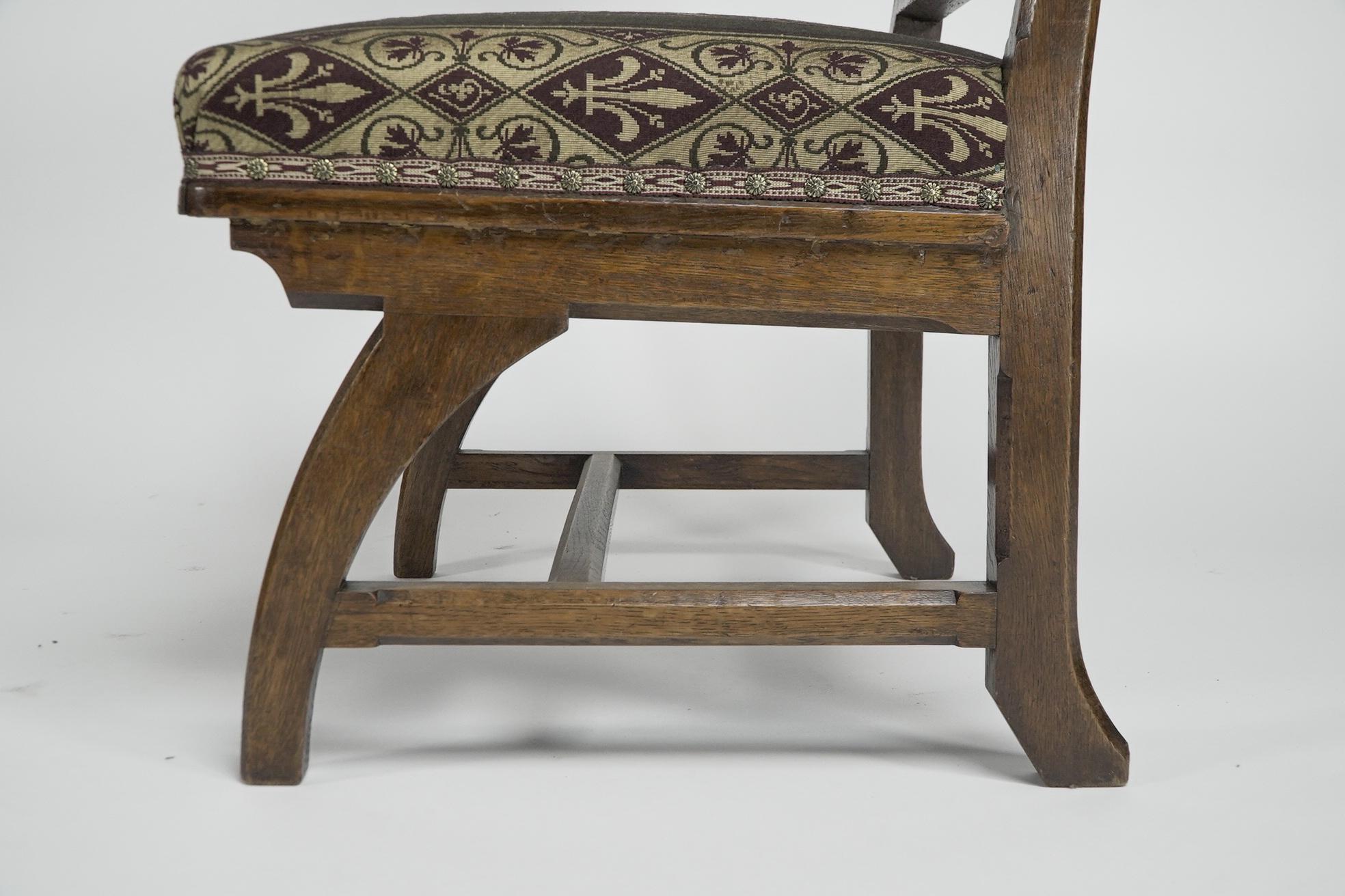 E W Pugin attri. A Gothic Revival oak duet chair with a wider than usual seat. For Sale 10