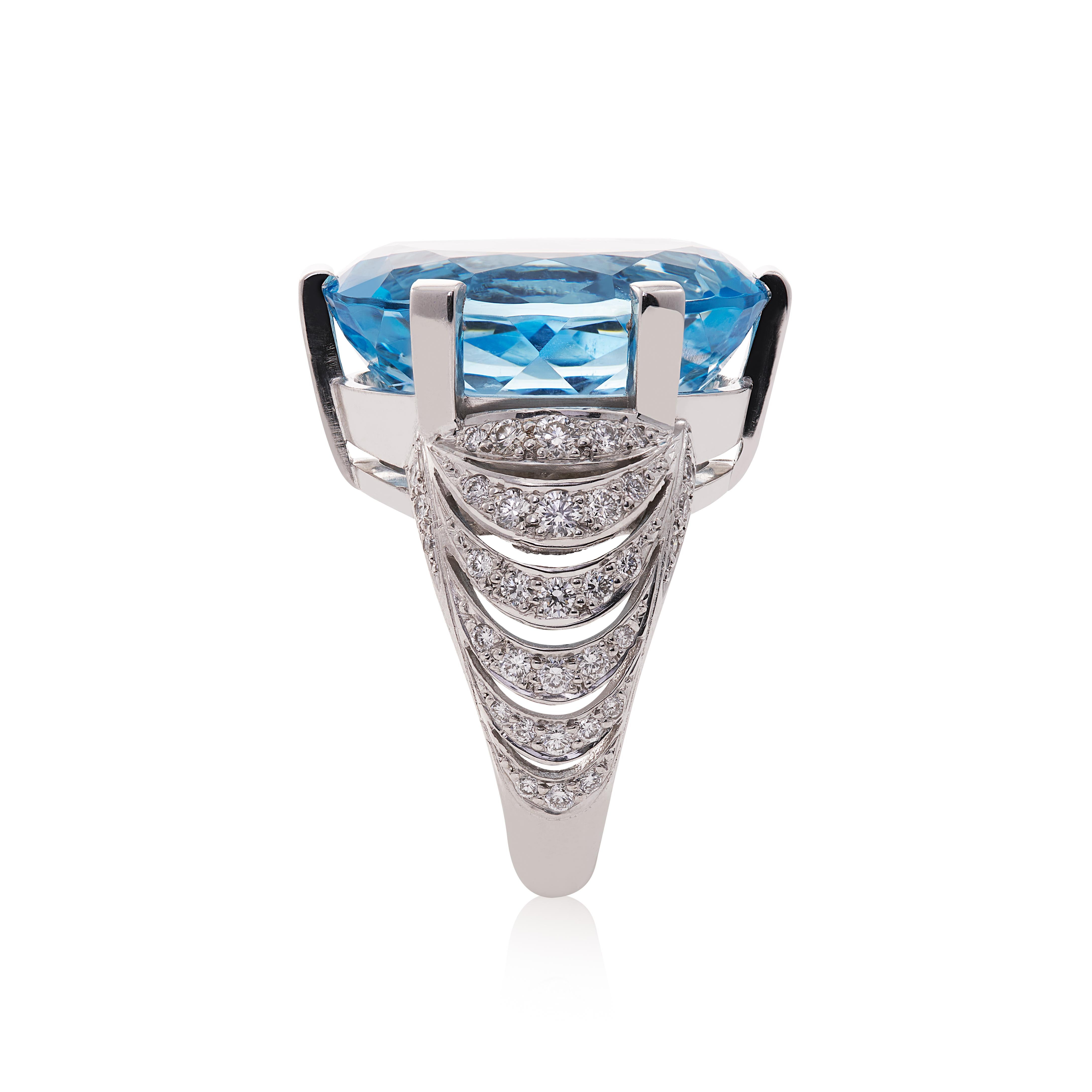 Oval Cut E Wolfe & Co 17.86ct Aquamarine and Diamond 18ct White Gold Cocktail Ring For Sale