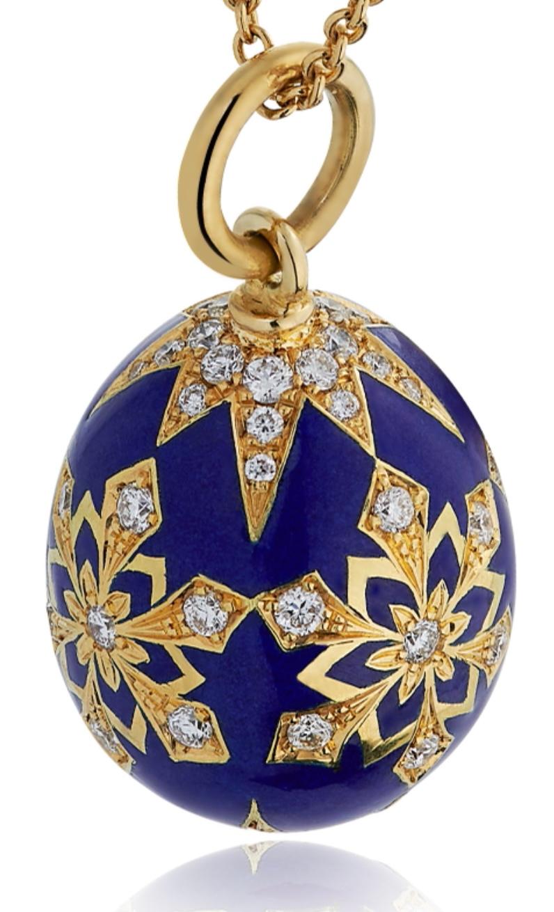 Modern 18 Carat Yellow Gold Enamelled Egg Pendant with Diamond-Set Detail For Sale