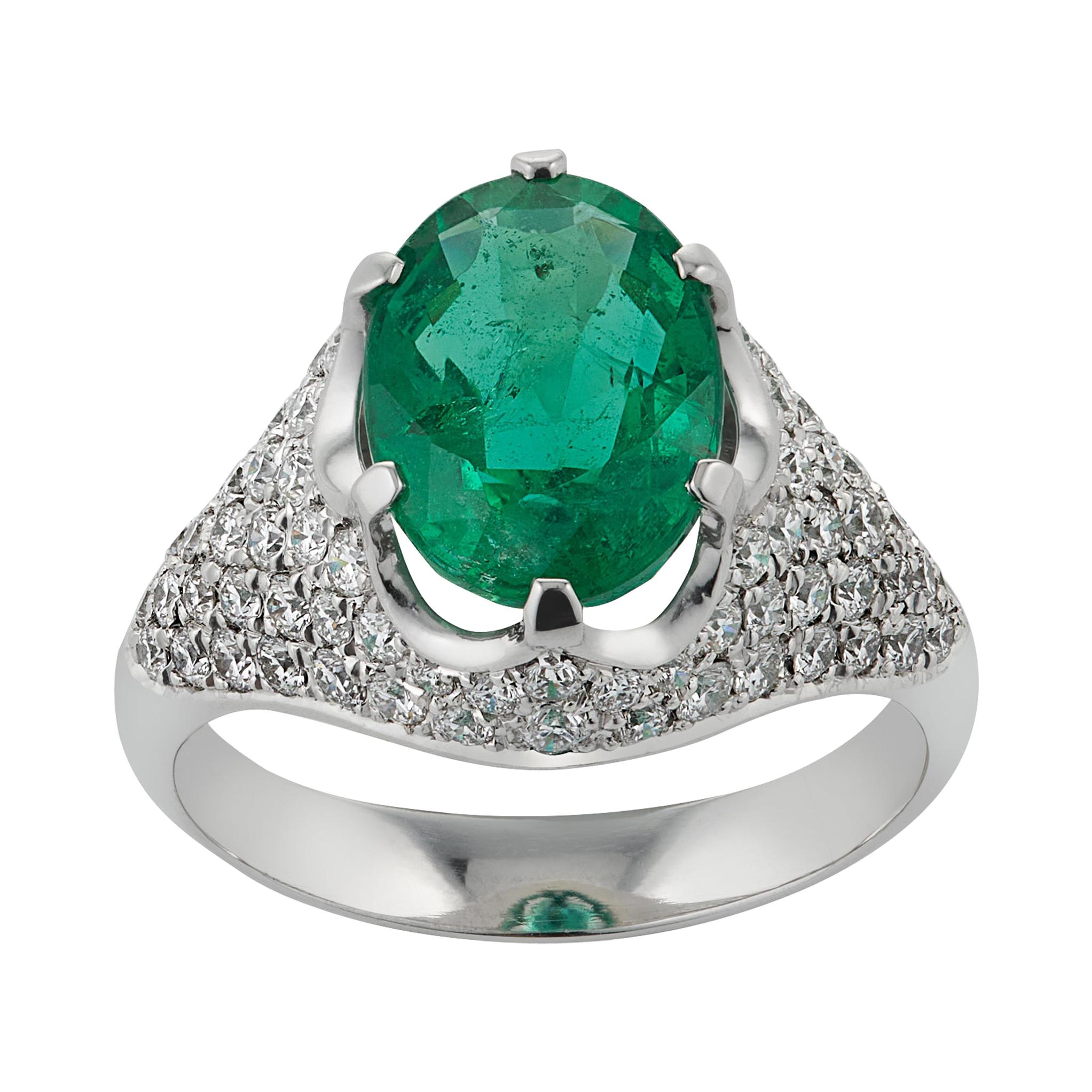 E Wolfe & Co Handmade 18ct White Gold Emerald and Diamond Cocktail Ring For Sale