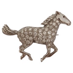 E. Wolfe & Co - Horse Brooch 18k Gold with Diamond Pavé - London