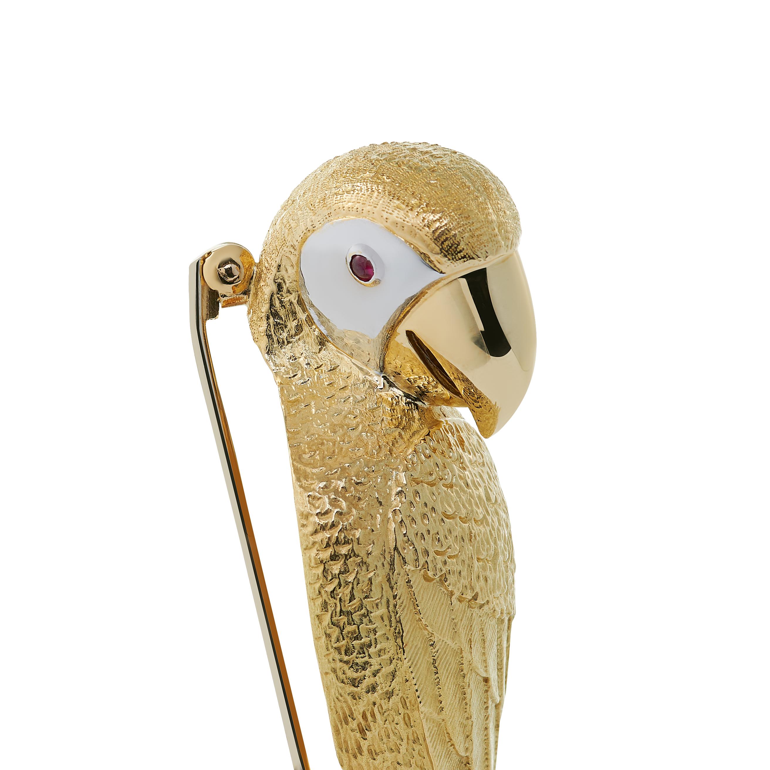 Modern 18 Carat Yellow Gold Diamond-Set Parrot Brooch