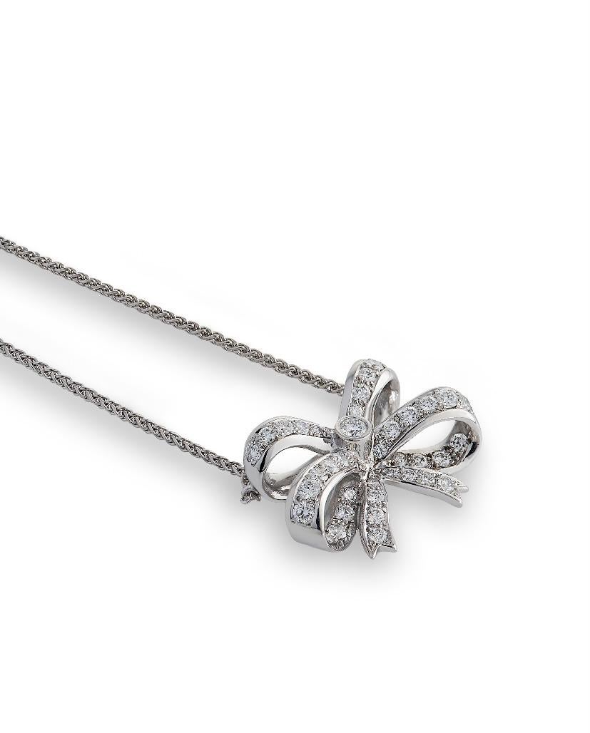 Round Cut 18ct White Gold Diamond-Set Bow Pendant For Sale