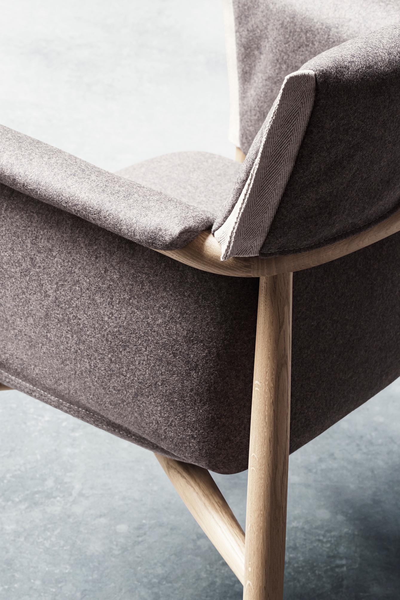 E005 Embrace Dining Chair in Oak Soap with Natural Edging Strip by EOOS 1