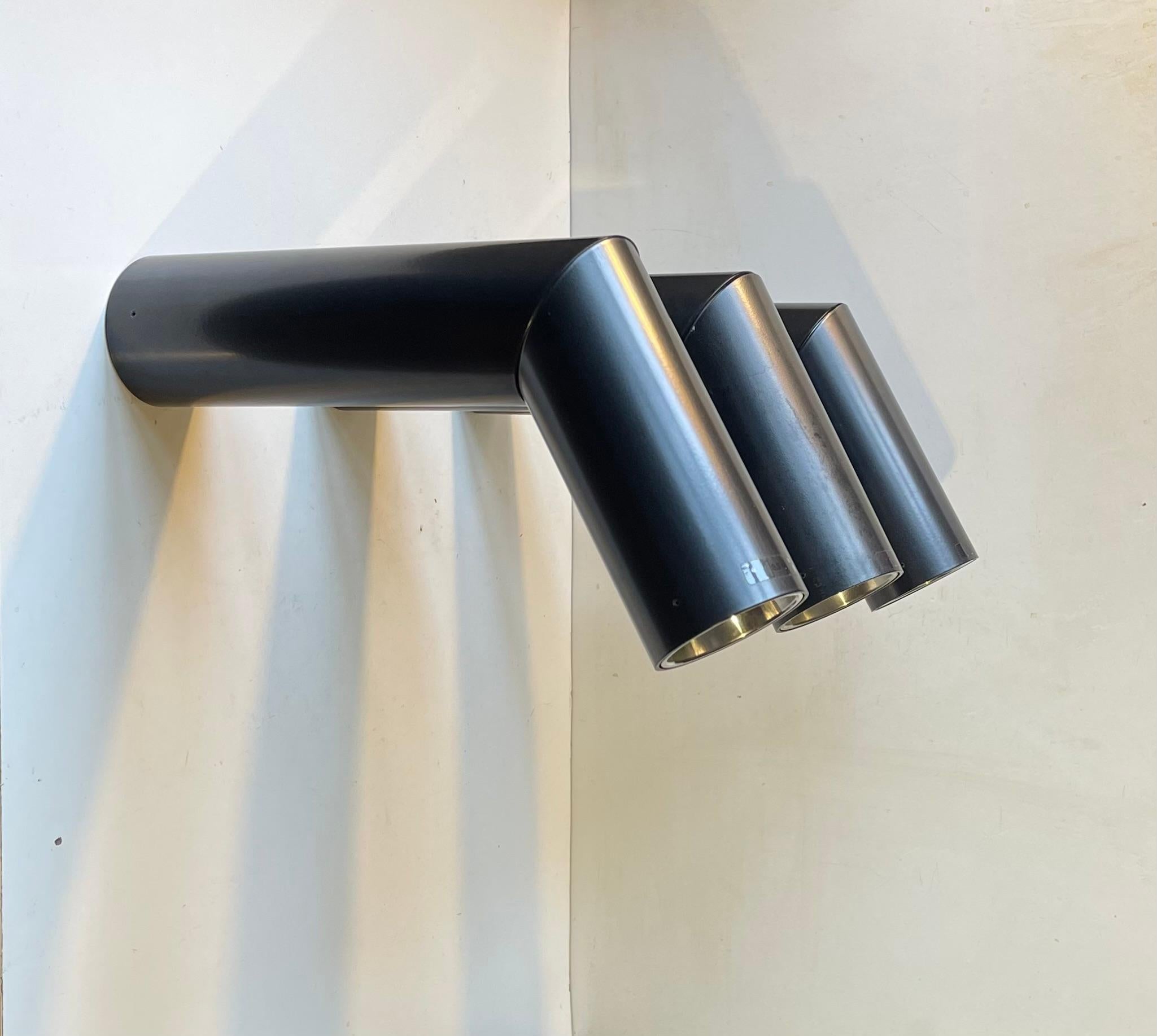 E06 Schwarze minimalistische Decken- oder Wandleuchten von Habits Studio für Luceplan Italien im Zustand „Gut“ im Angebot in Esbjerg, DK