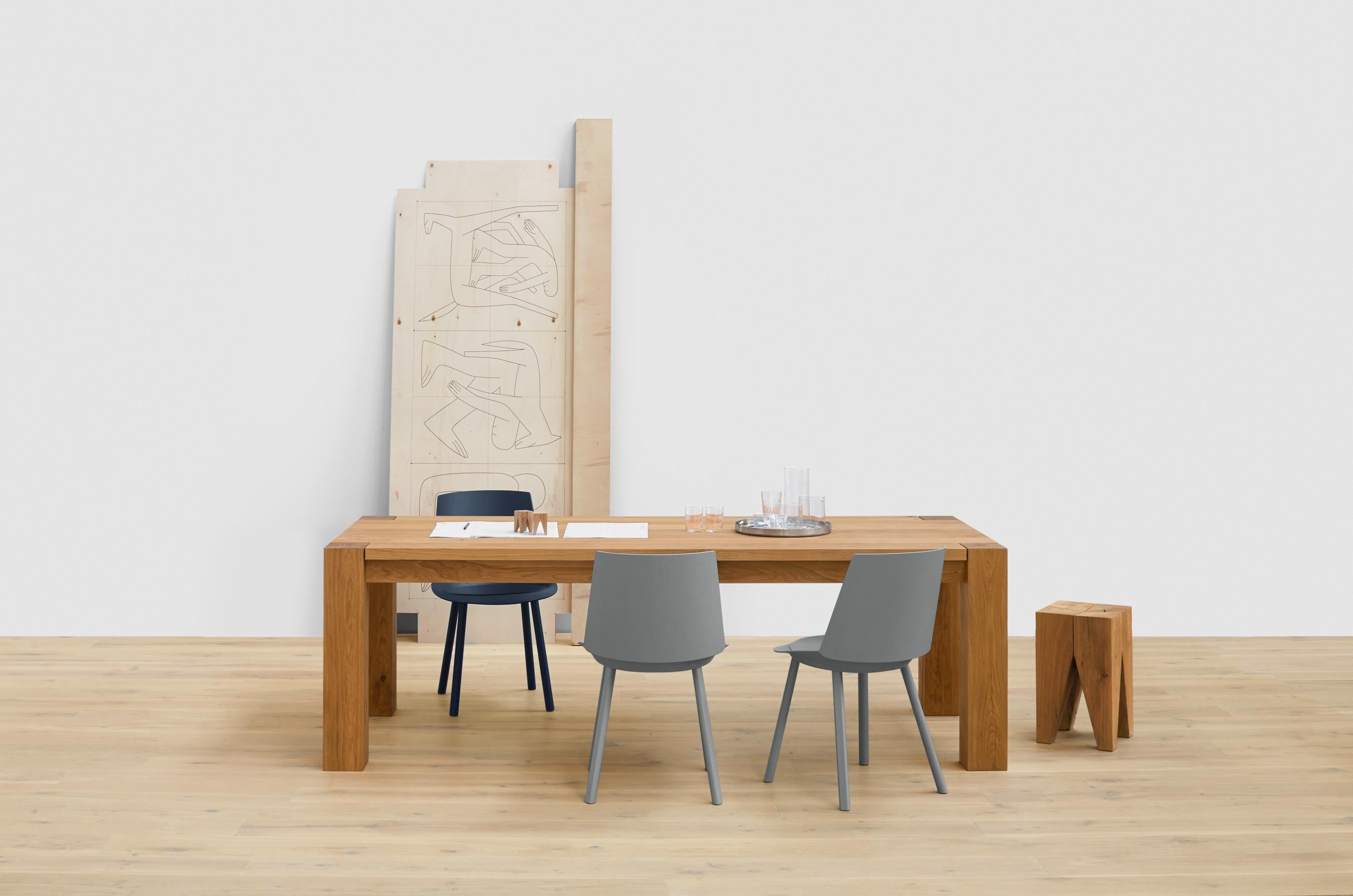 e15 Großfuß-Tisch von Philipp Mainzer (Holz) im Angebot