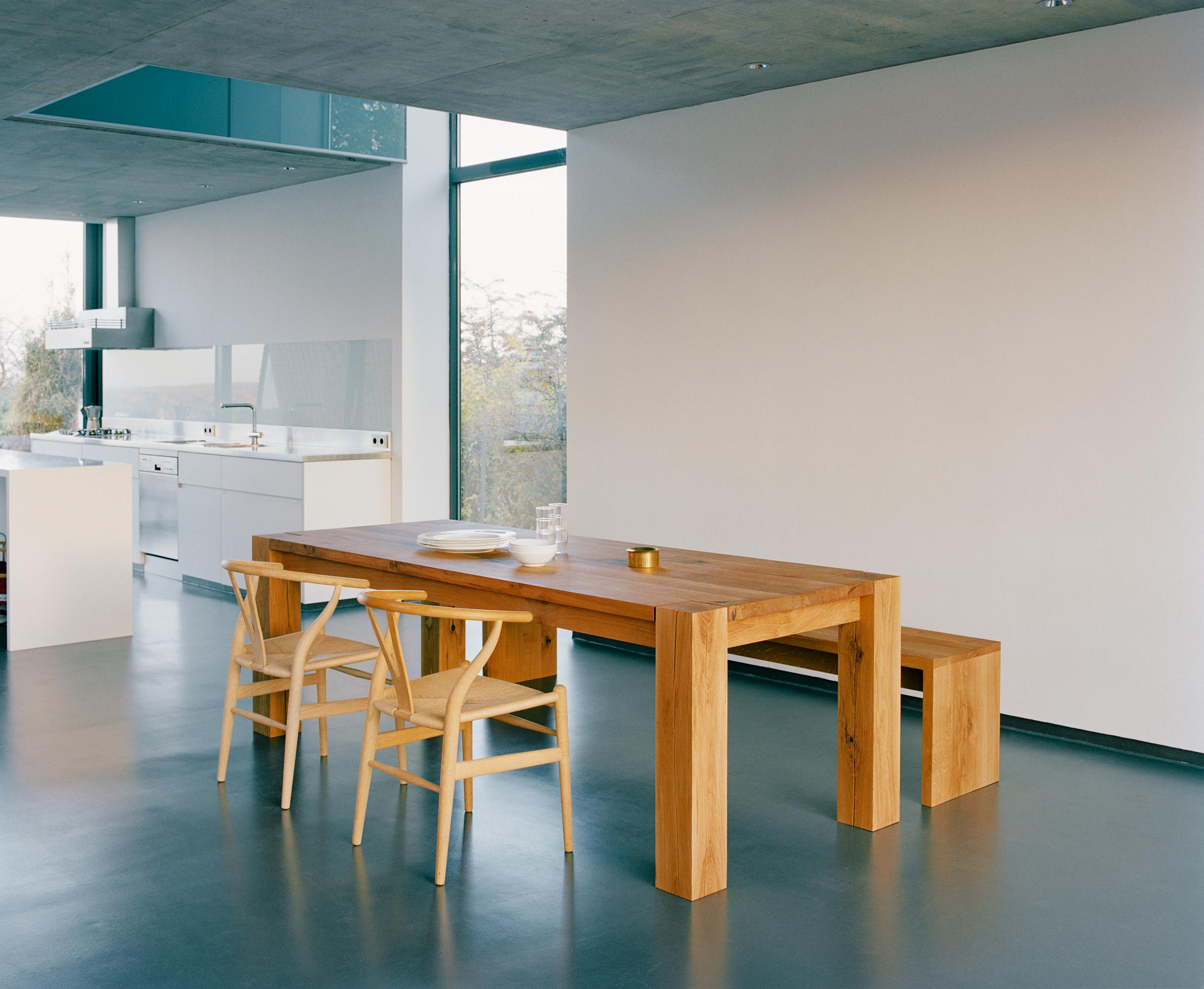 Contemporary e15 Bigfoot Table by Philipp Mainzer For Sale