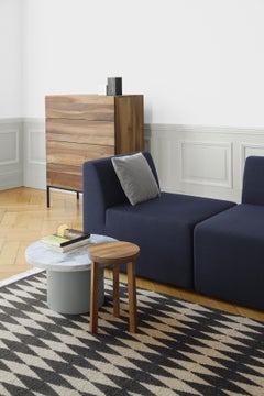 Enoki e15 Beistelltisch mit weißem Sockel und weißem Sockel von Philipp Mainzer