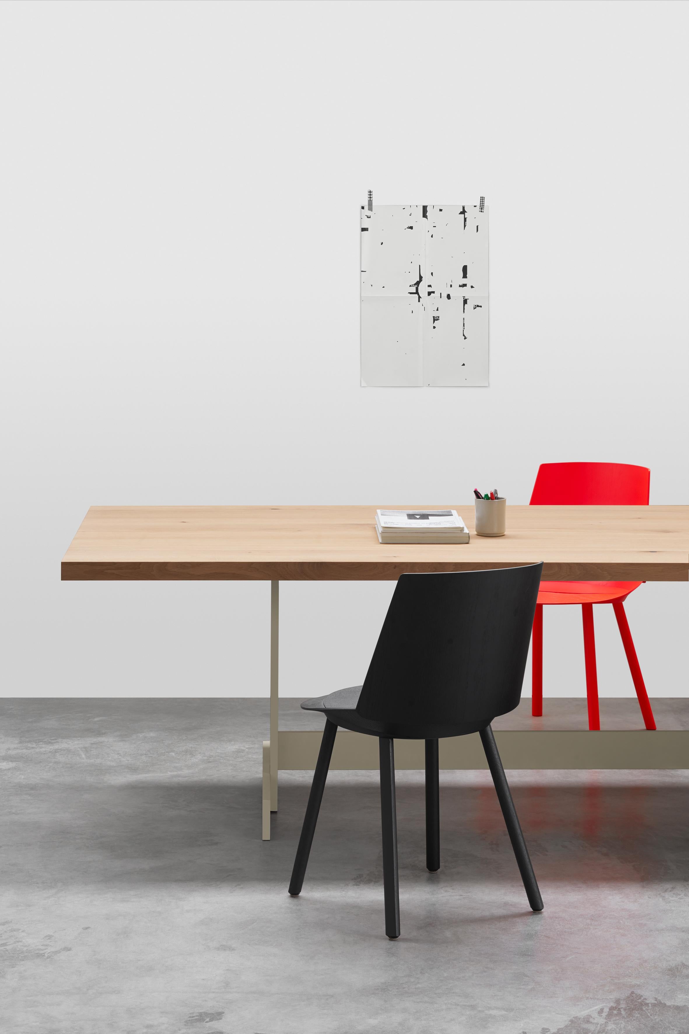 Table Kazimir personnalisable e15  par Philipp Mainzer Neuf - En vente à New York, NY