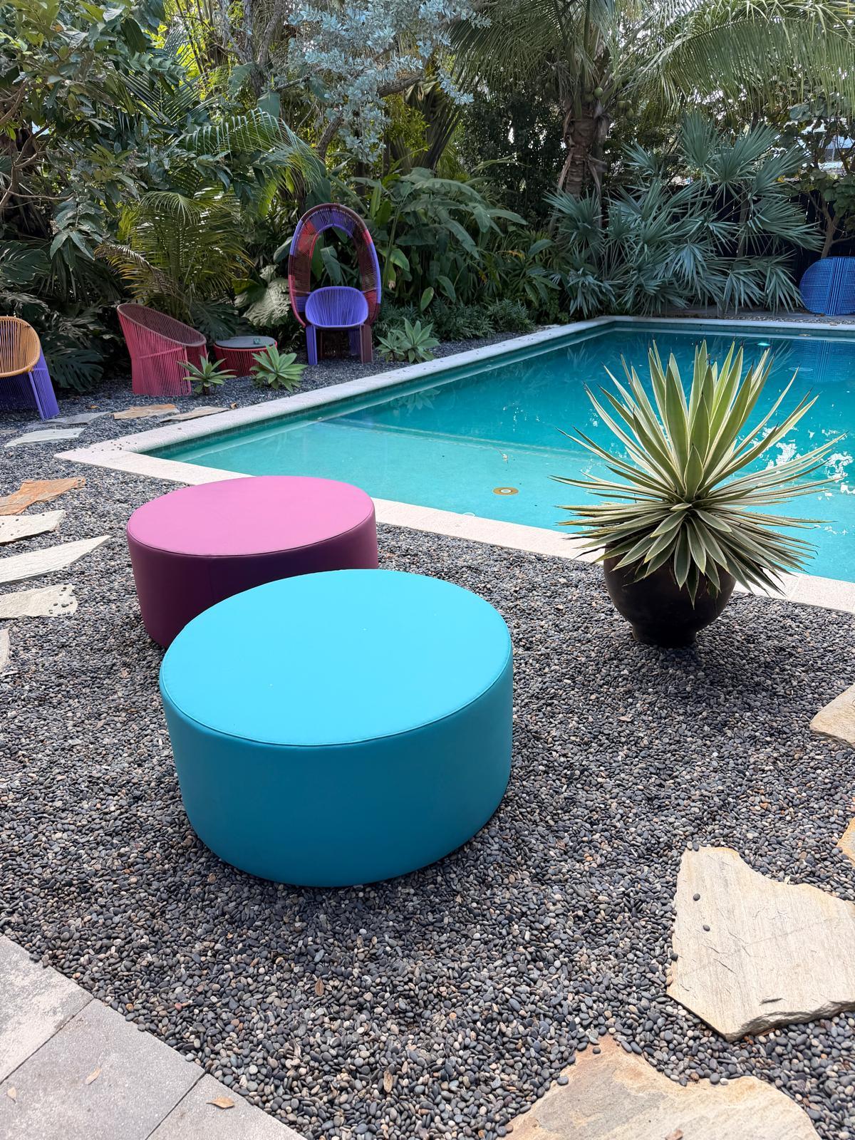 e15 Pouf Kerman di Philipp Mainzer + Farah Ebrahimi in STOCK in vendita 3