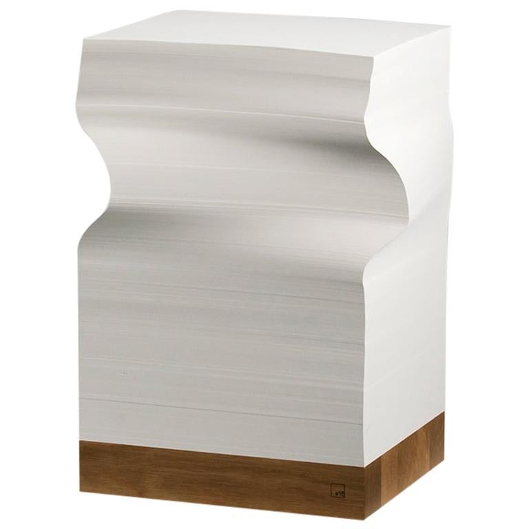 e15 Cube Munken en papier et chêne sélectionné par Philipp Mainzer &amp;amp;amp; Juno en vente