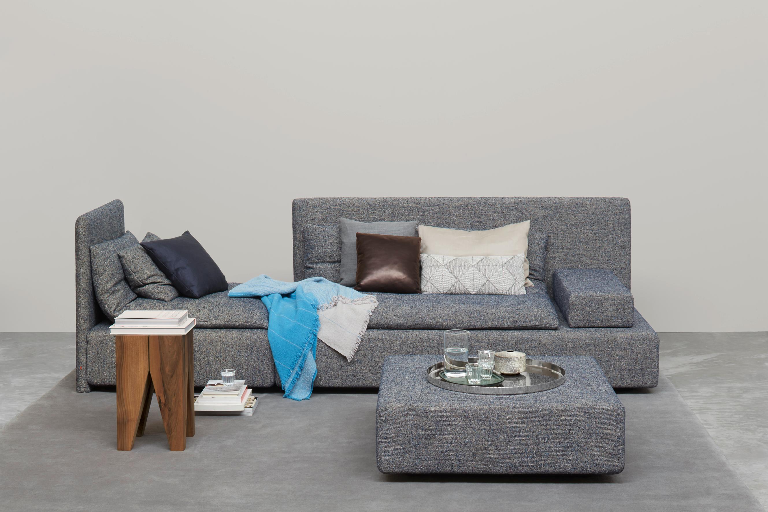 Anpassbares E15 Shiraz-Sofa von Philipp Mainzer und Farah Ebrahimi ''Module 7'' (21. Jahrhundert und zeitgenössisch) im Angebot