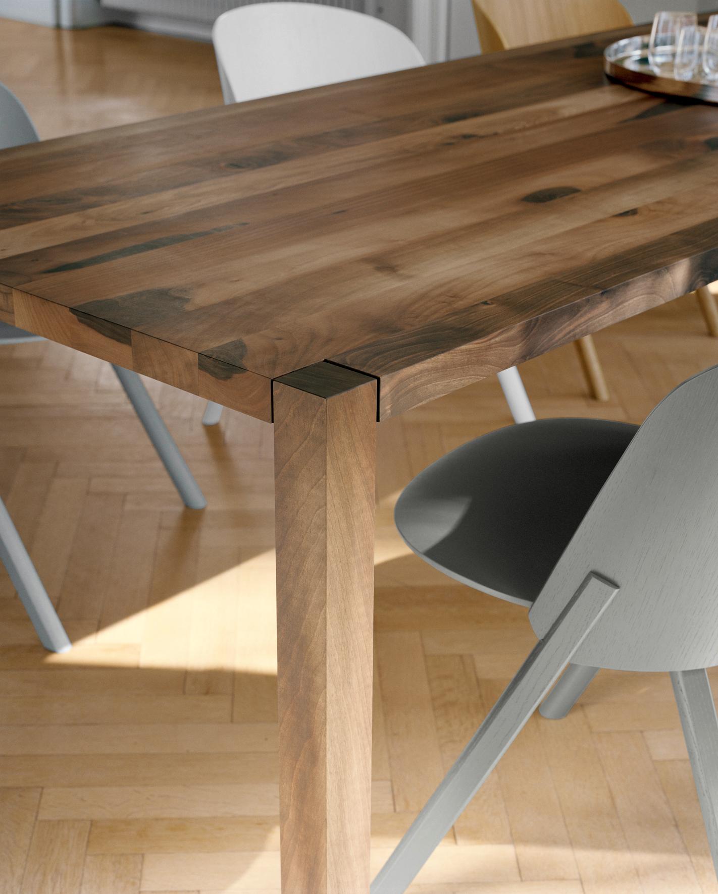 e15 Customizable Sloane Table by Philipp Mainzer For Sale 3