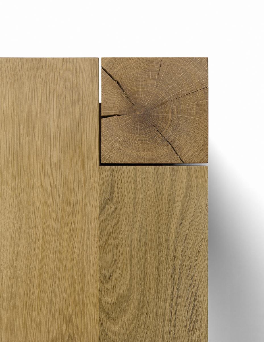 e15 Bigfoot tisch aus massiver eiche von Philipp Mainzer (Europäisch) im Angebot