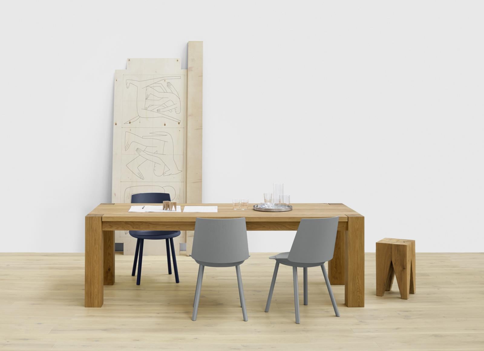 e15 Bigfoot tisch aus massiver eiche von Philipp Mainzer im Angebot 1