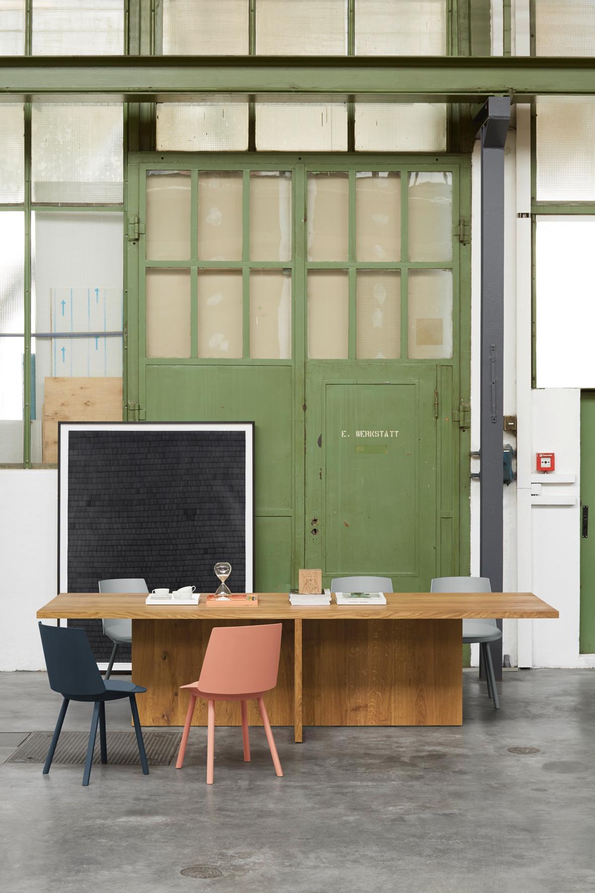 e15 Customizable Zehn Wood Table by Philipp Mainzer en vente 2
