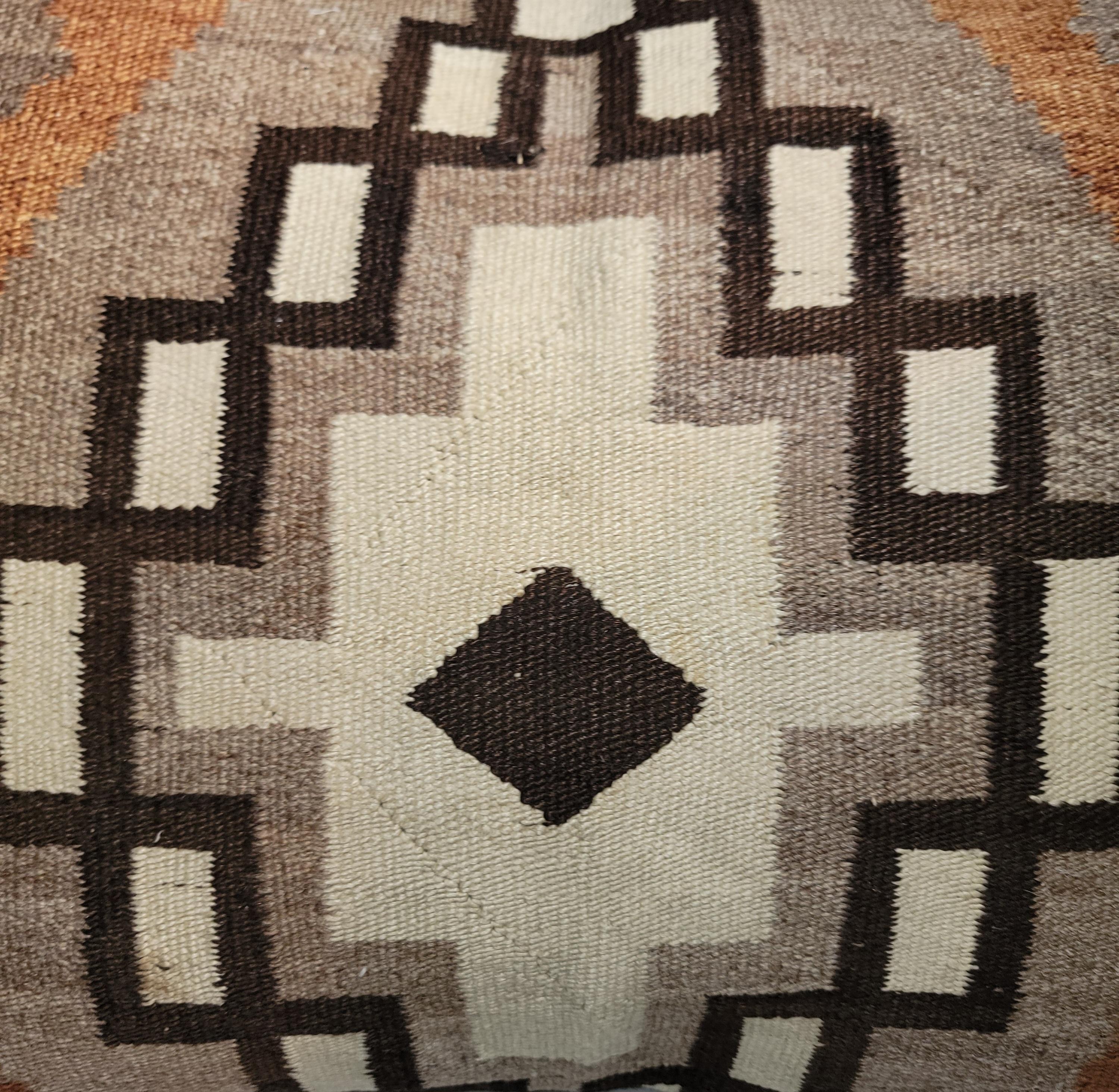 Stile Adirondack Cuscino E.20thc Geometrico con tessitura Navajo in vendita