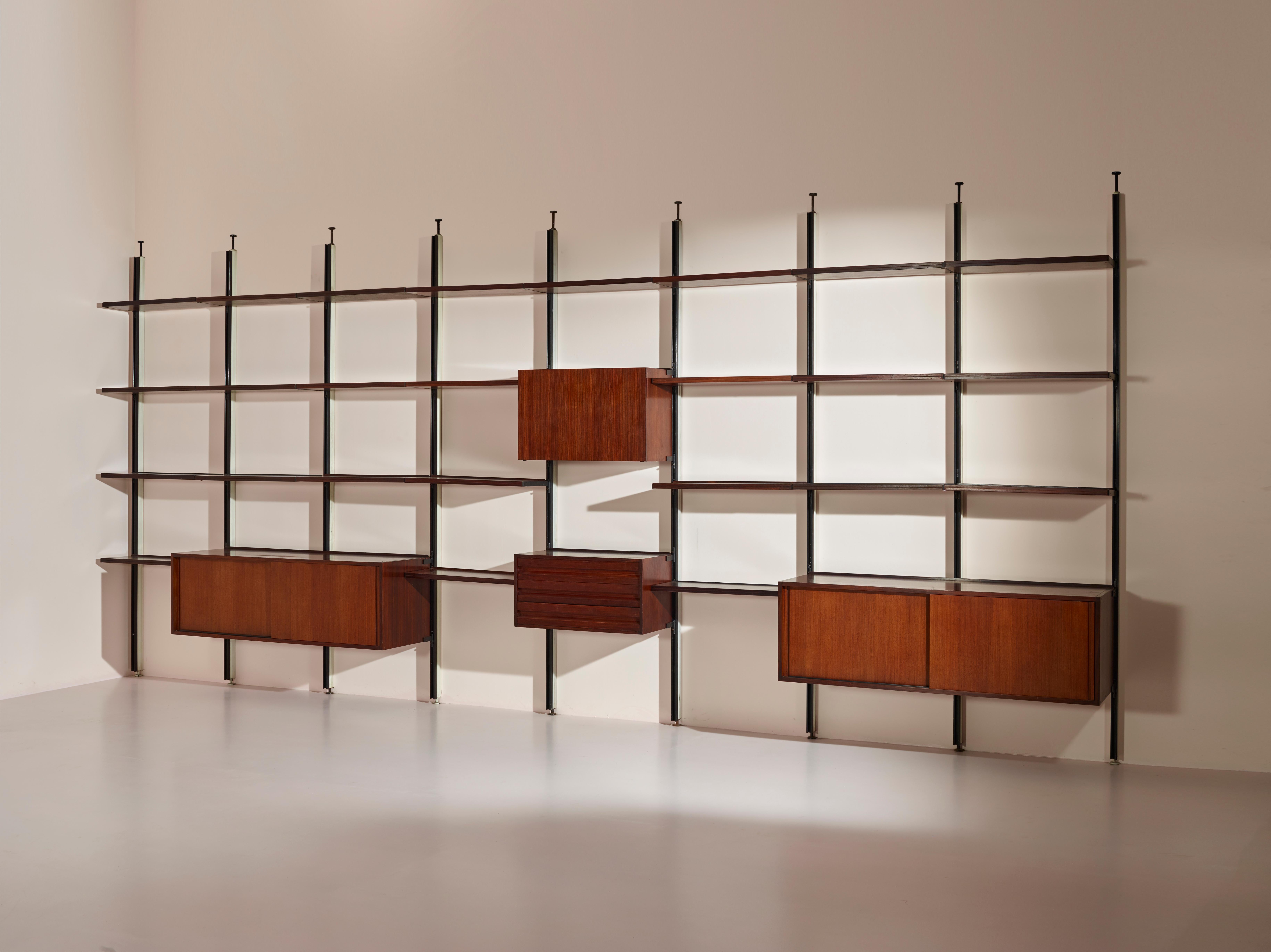 Osvaldo Borsani E22 Bookcase Wall Unit for Tecno, Italy, 1950s 5