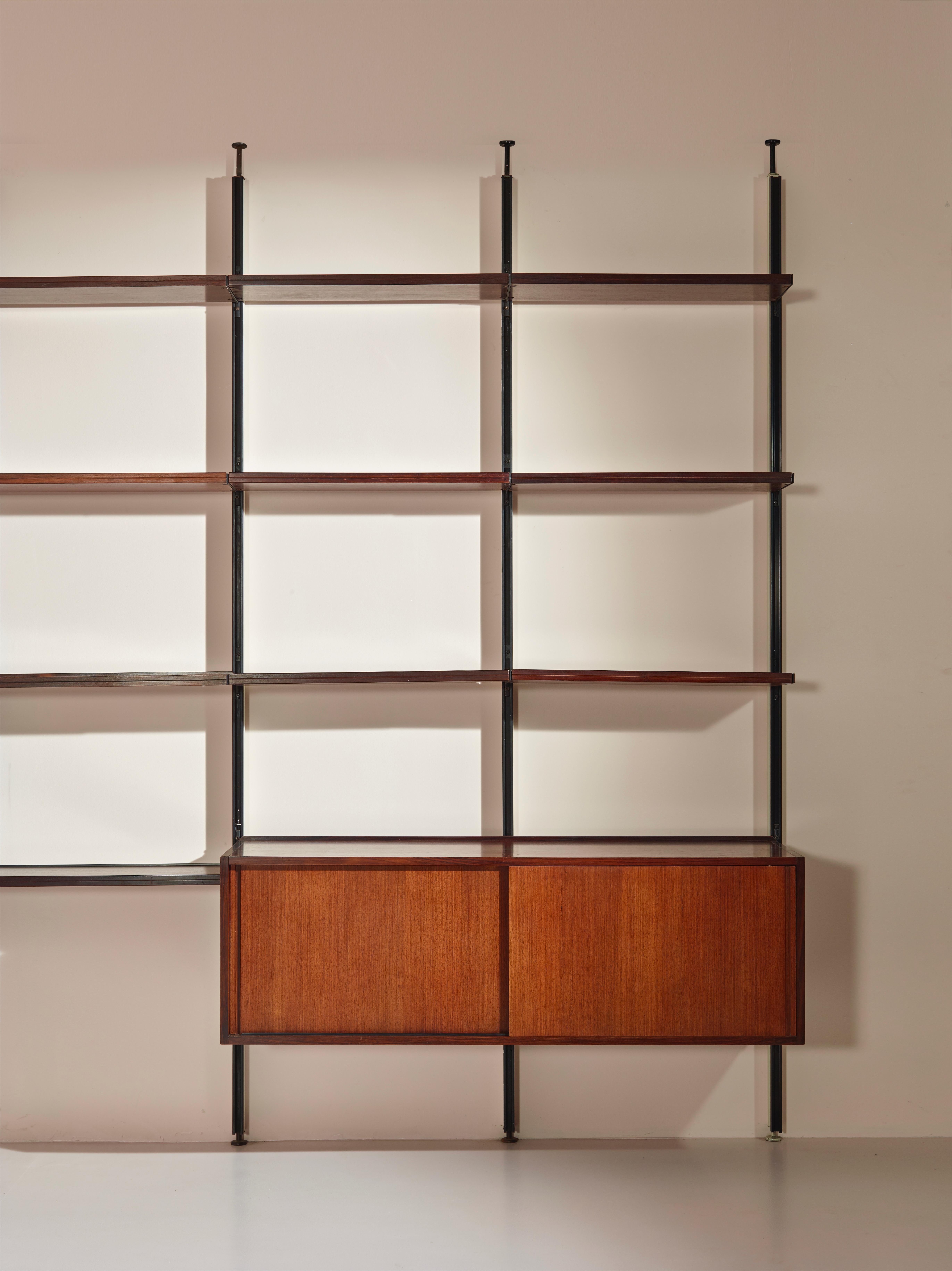 Mid-Century Modern Osvaldo Borsani E22 Bookcase Wall Unit for Tecno, Italy, 1950s